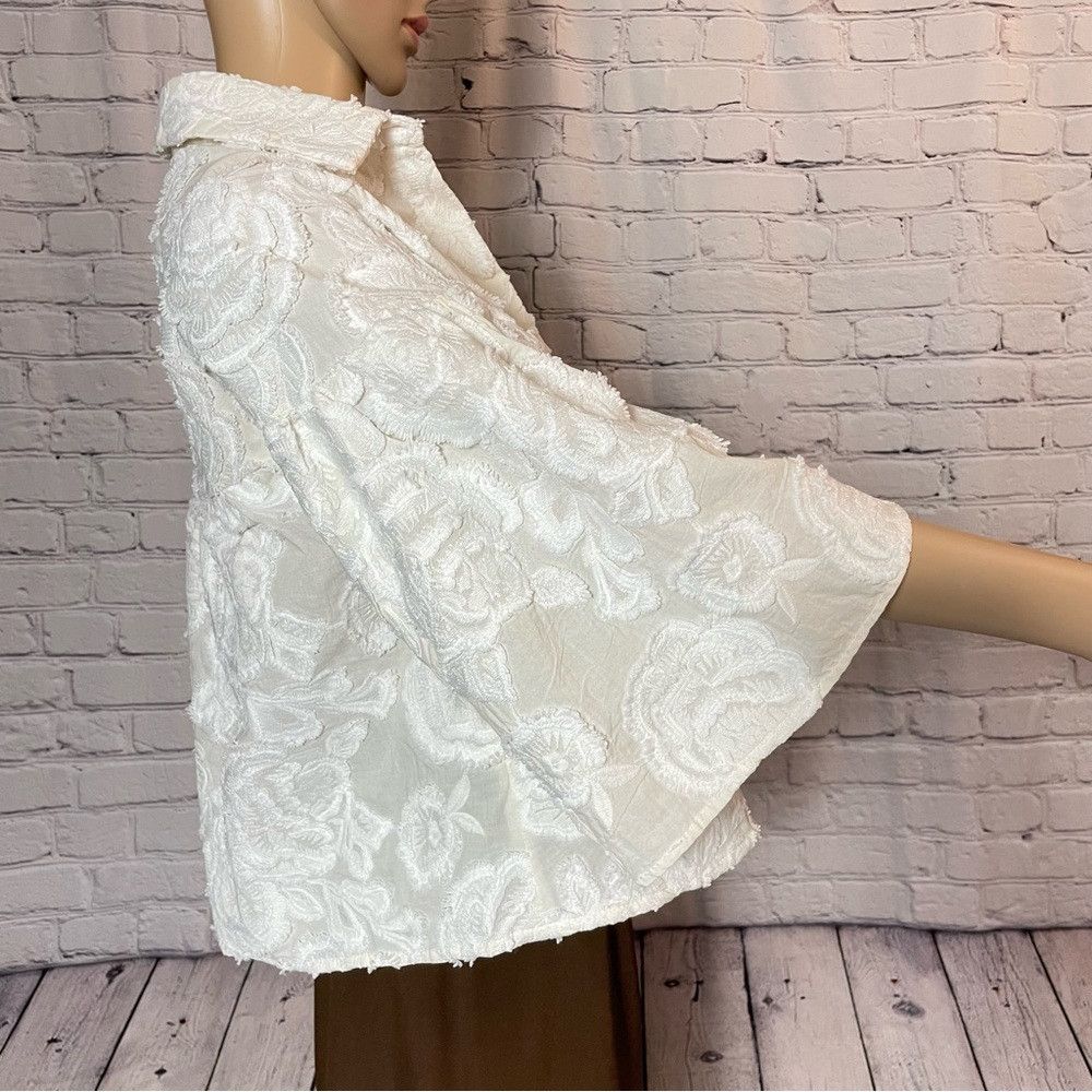Current Air Current Air Floral Embroidered Cotton 3/4 Bell Sleeve Ivory Size XS / US 0-2 / IT 36-38 - 2 Thumbnail