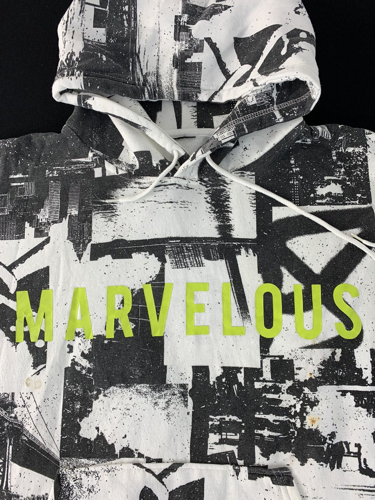 Japanese Brand Hype Marvelous All Over Printed Design Hoodies Streetwear Size US XXL / EU 58 / 5 - 4 Thumbnail
