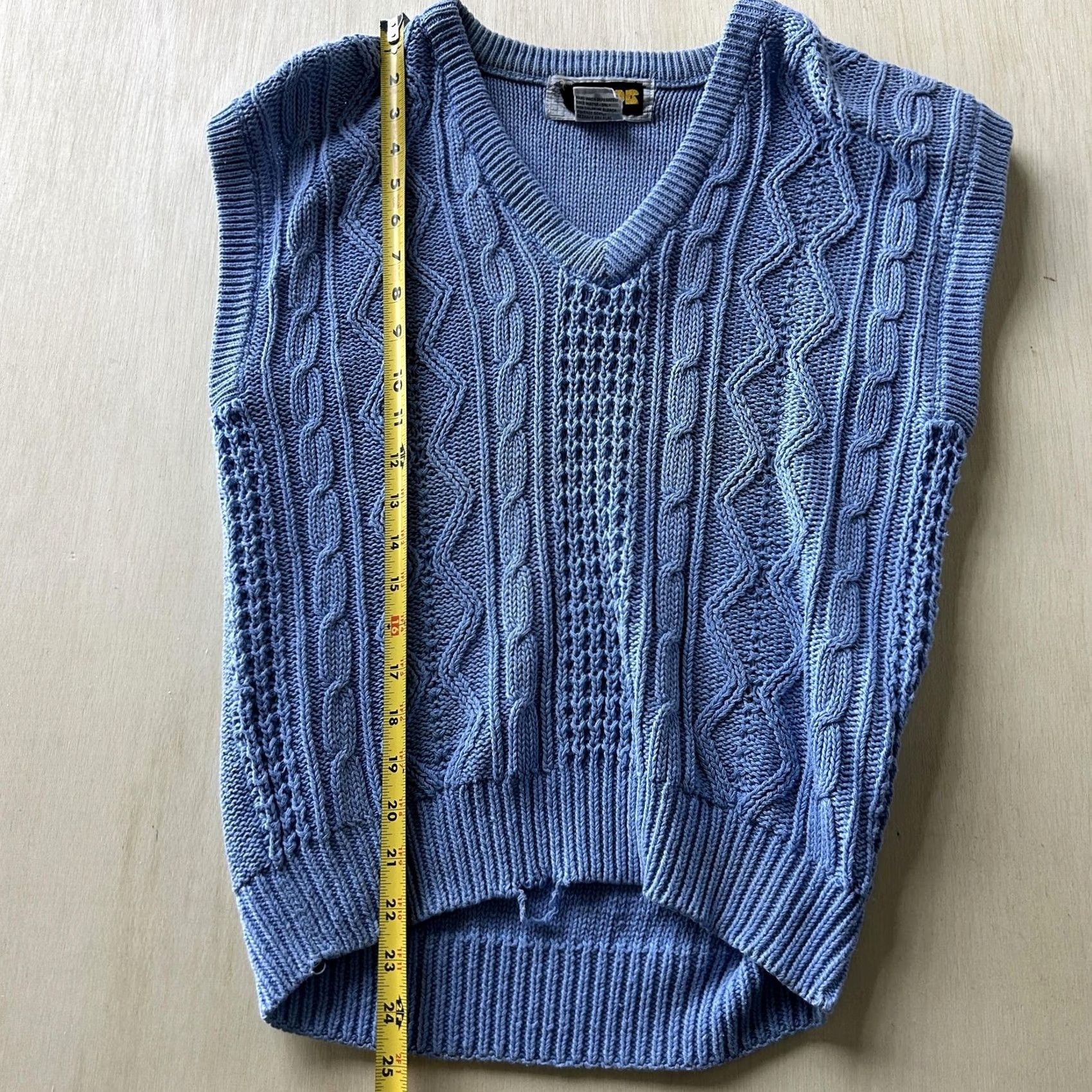 Vintage VINTAGE Ardor Sweater Vest Womens Small Blue Cable Knit V Neck Hong Kong 90s Size S / US 4 / IT 40 - 5 Thumbnail