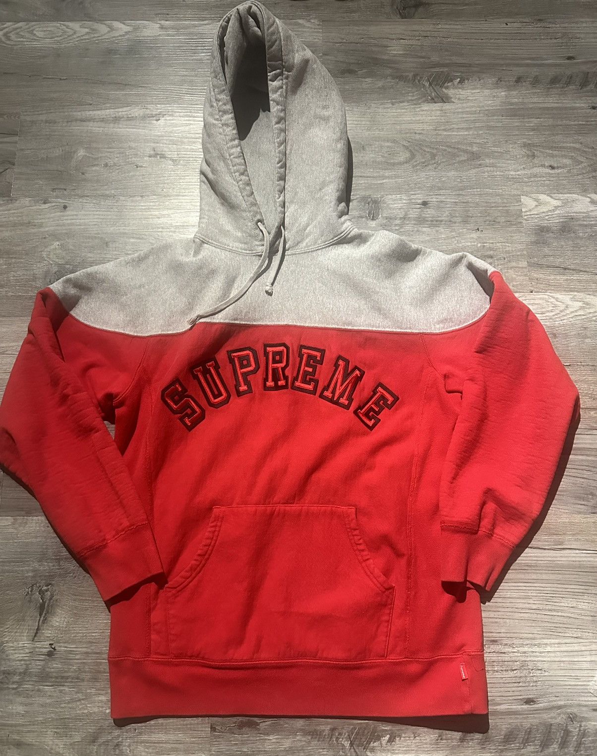 Supreme Supreme Logo Hoodie Size US L / EU 52-54 / 3 - 1 Thumbnail