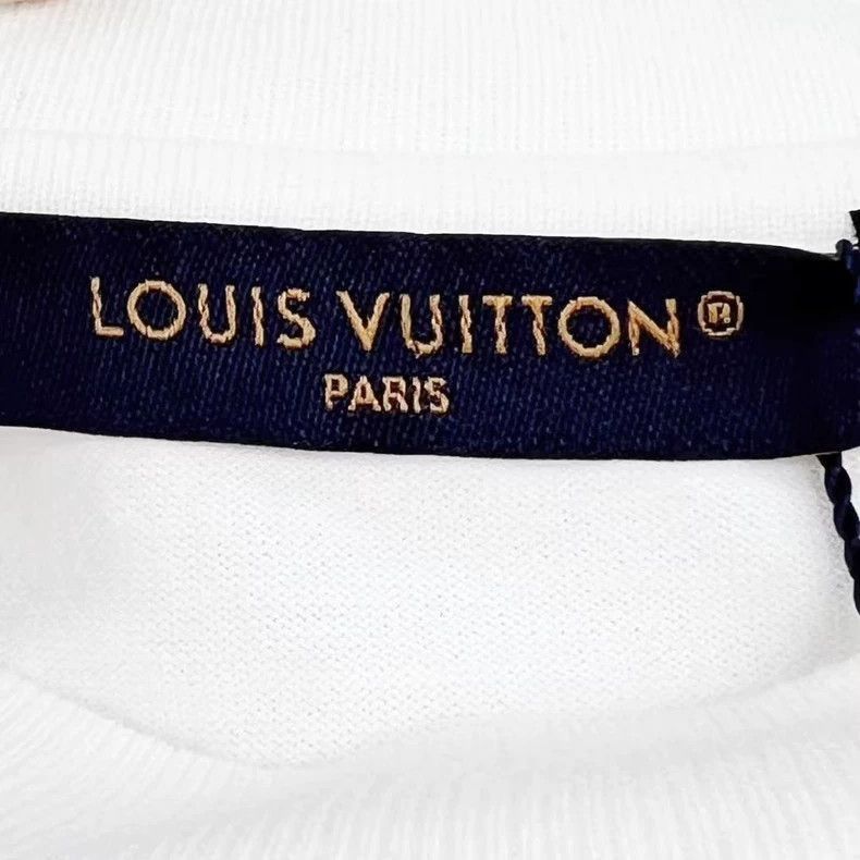 Louis Vuitton Louis Vuitton Dove Logo Short Sleeve TShirt-2506 Size US XS / EU 42 / 0 - 3 Thumbnail