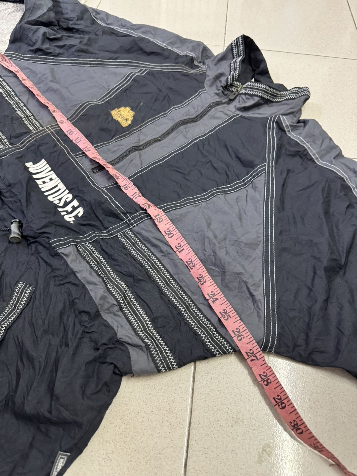 Kappa 1995 KAPPA JUVENTUS FOOTBALL WINDBREAKER JACKET Size US L / EU 52-54 / 3 - 3 Thumbnail