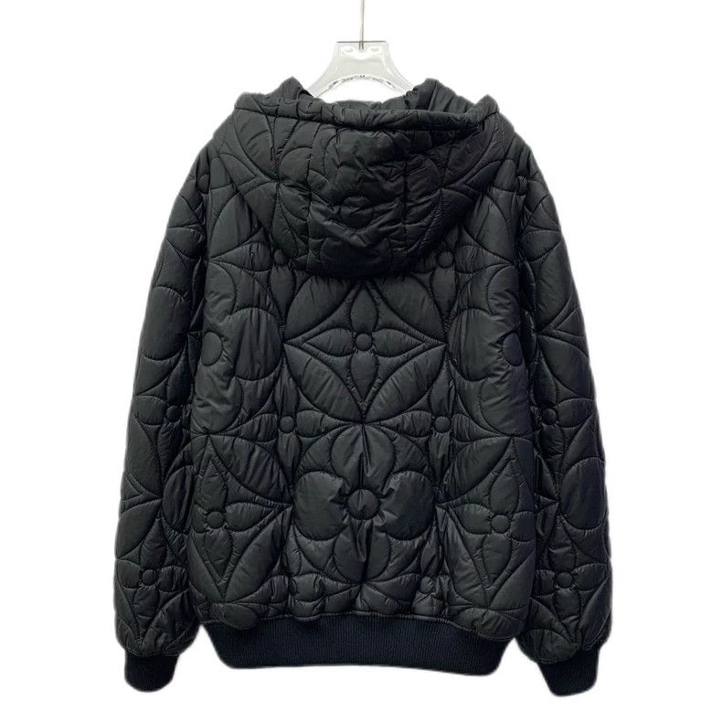 Louis Vuitton Louis Vuitton Black logo embossed full-print hooded drawst Size US M / EU 48-50 / 2 - 2 Thumbnail