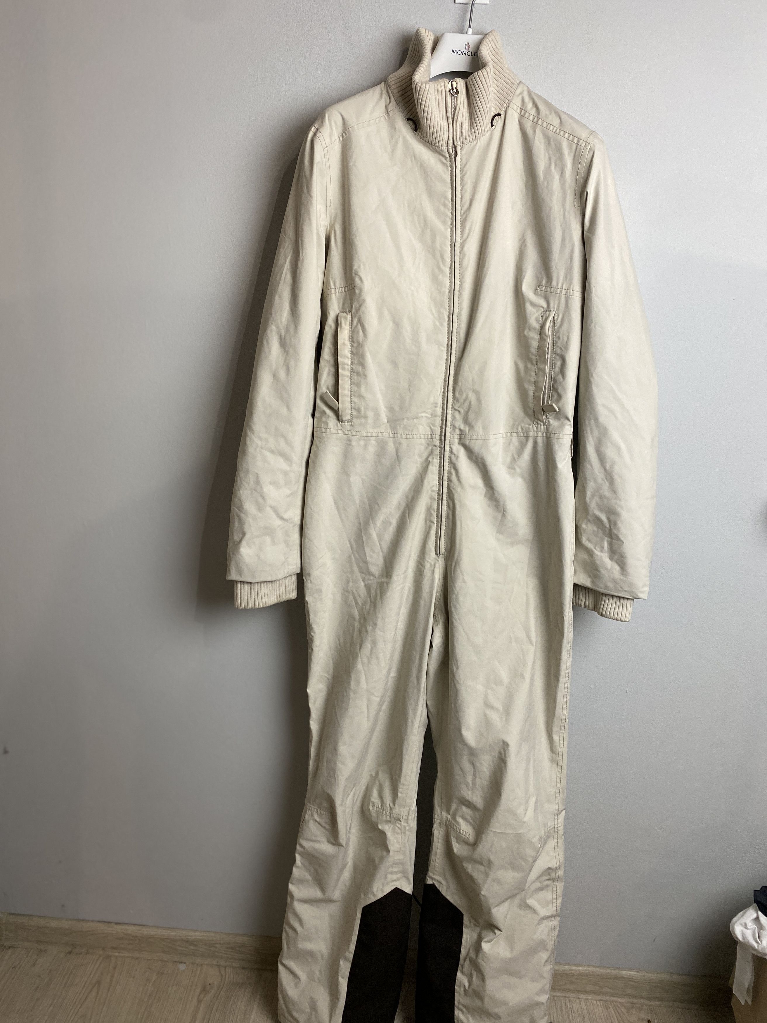 Prada Prada vintage Gore-tex ski suit jacket Size M / US 6-8 / IT 42-44 - 1 Thumbnail