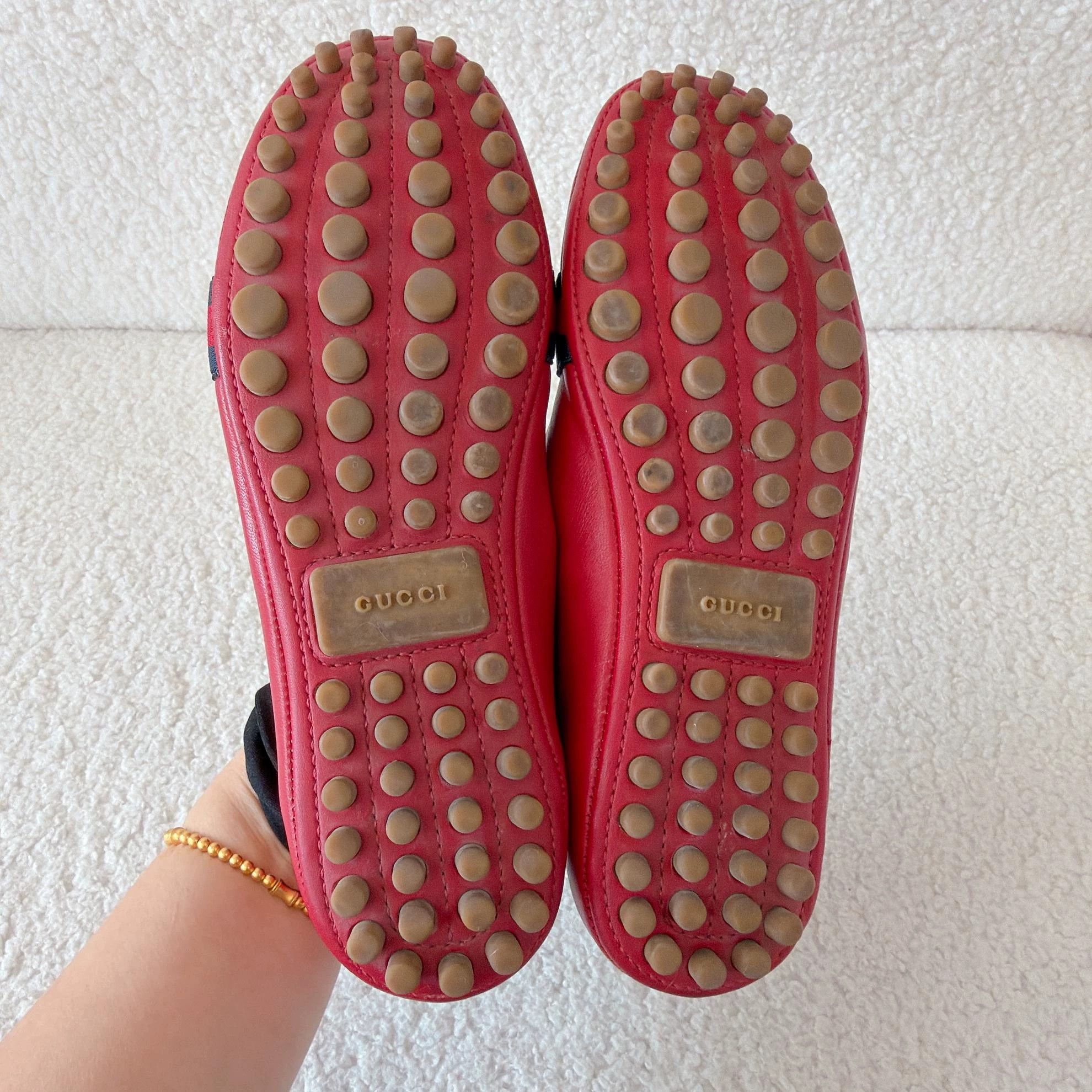 Gucci Gucci red flats Women's 36½ Size US 5.5 / IT 35.5 - 8 Thumbnail