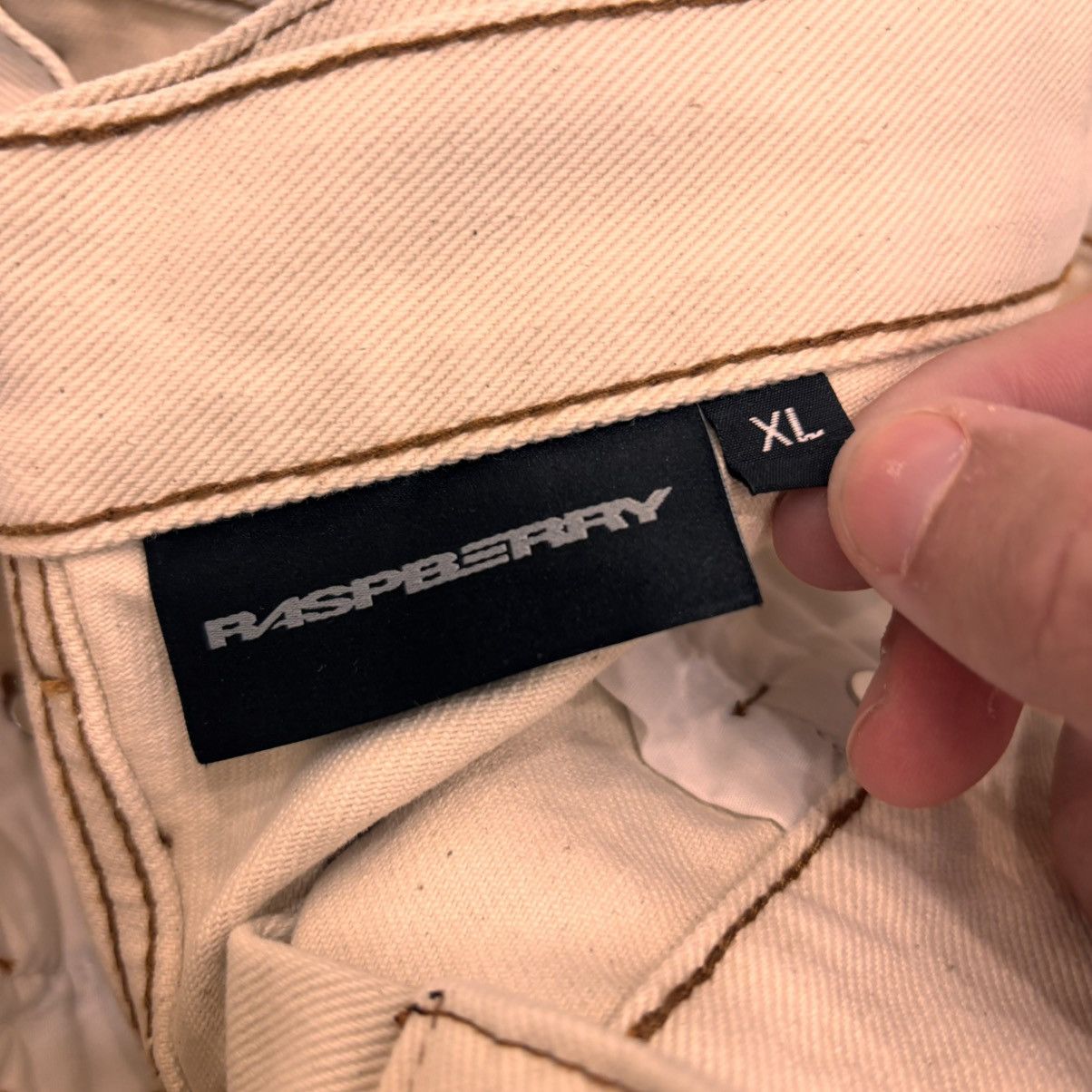 The GV Gallery GV Gallery Cream Neapolitan Shorts Size US 38 / EU 54 - 4 Thumbnail