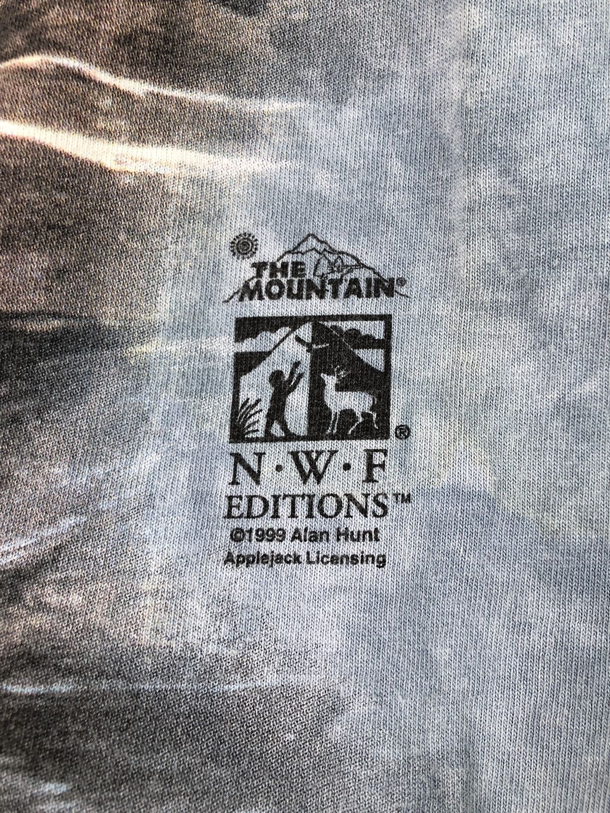 The Mountain × Vintage VINTAGE THE MOUNTAIN TIGER VERY RARE T SHIRT 1999 Size US L / EU 52-54 / 3 - 5 Thumbnail