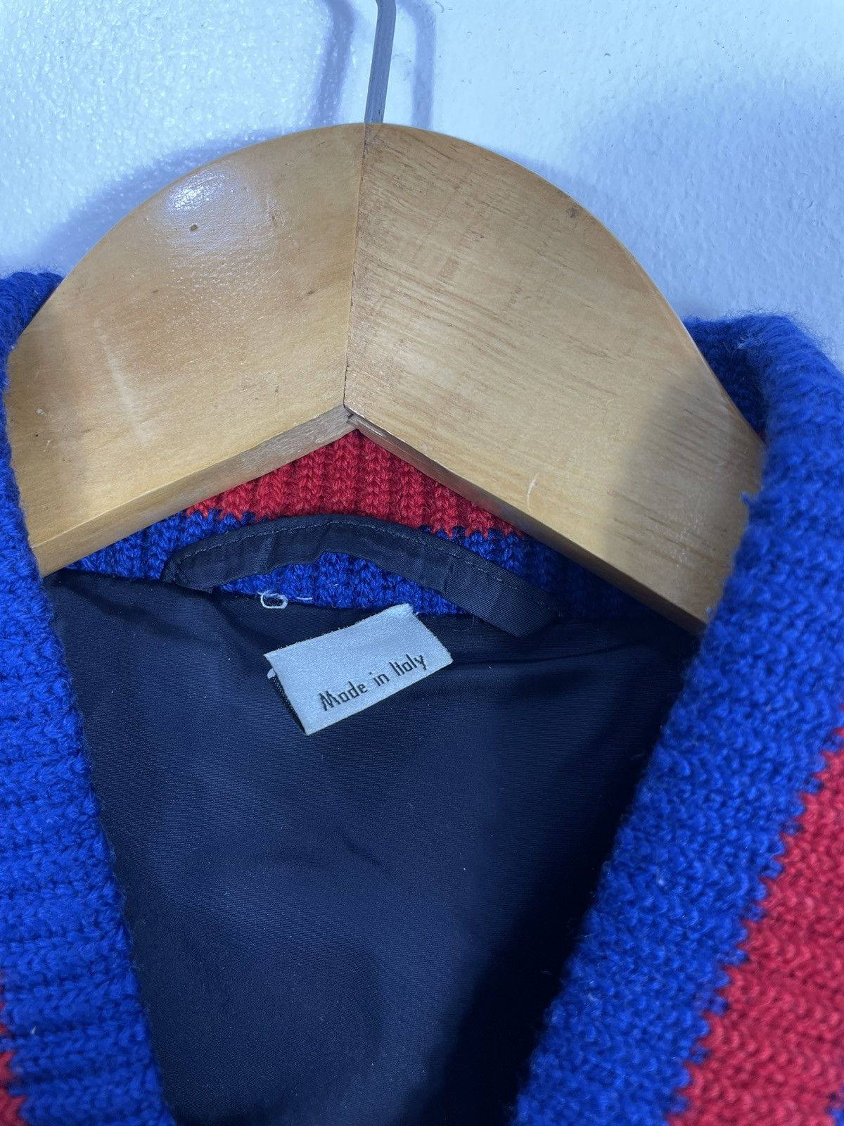 Gucci Gucci bee-patterned shell bomber jacket in navy Size US S / EU 44-46 / 1 - 7 Thumbnail