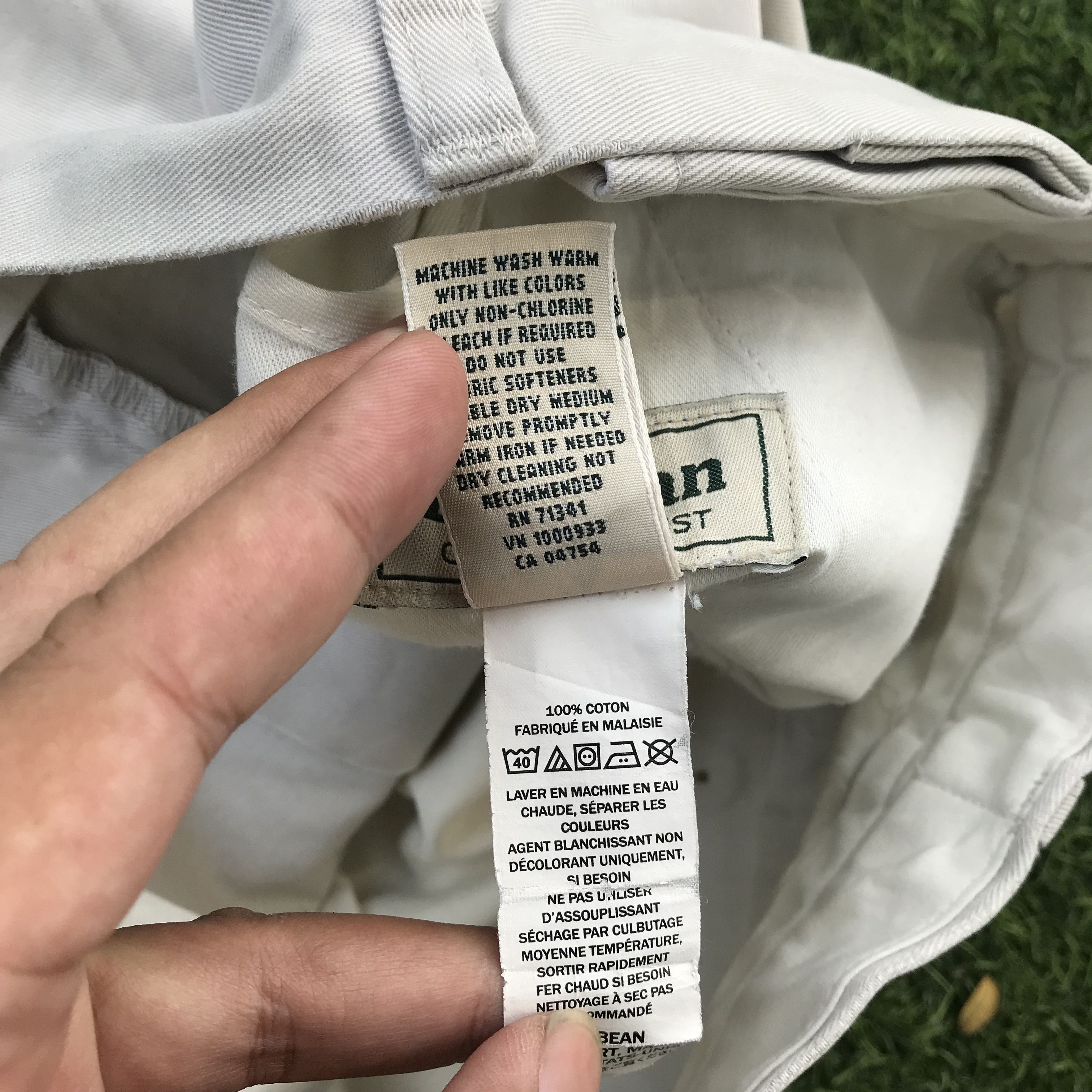 L.L. Bean × Vintage LL BEAN Freeport maine khakis Beige cream Short Safari pants Size US 34 / EU 50 - 8 Thumbnail