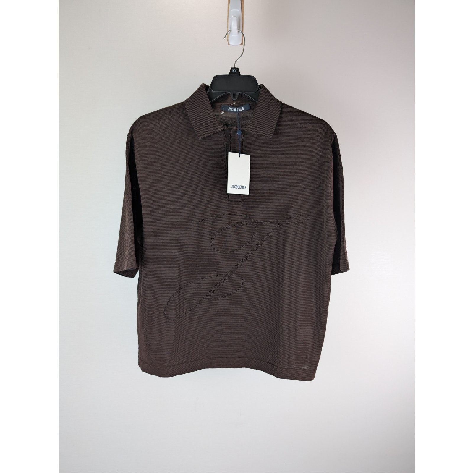 Jacquemus o1rshd1 LE Polo Shirt in Dark Brown Size US M / EU 48-50 / 2 - 1 Thumbnail