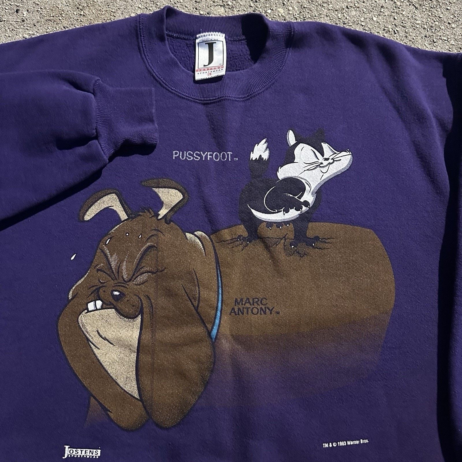 Vintage × Warner Bros Vintage 1993 Warner Bros Pussyfoot & Marc Antony Sweatshirt Size US L / EU 52-54 / 3 - 1 Thumbnail