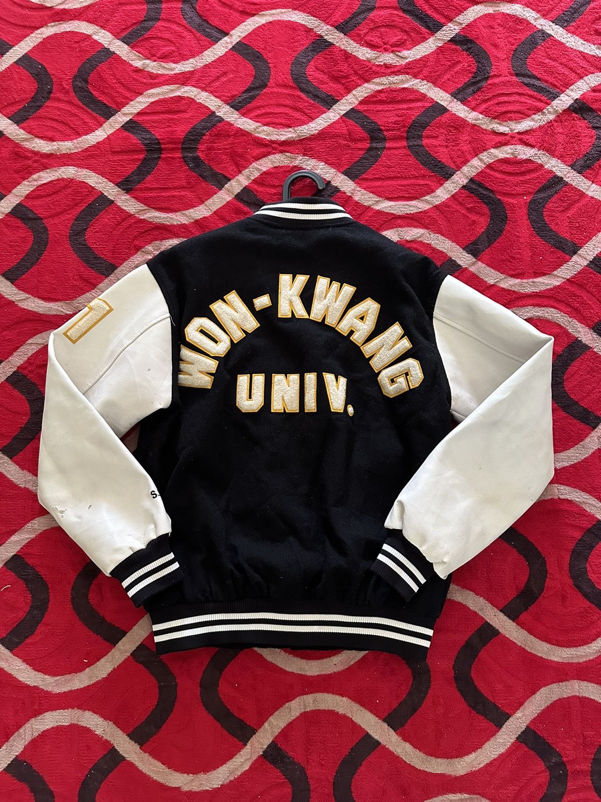 Japanese Brand Varsity University Spellout Rugs Leather Size US M / EU 48-50 / 2 - 1 Thumbnail