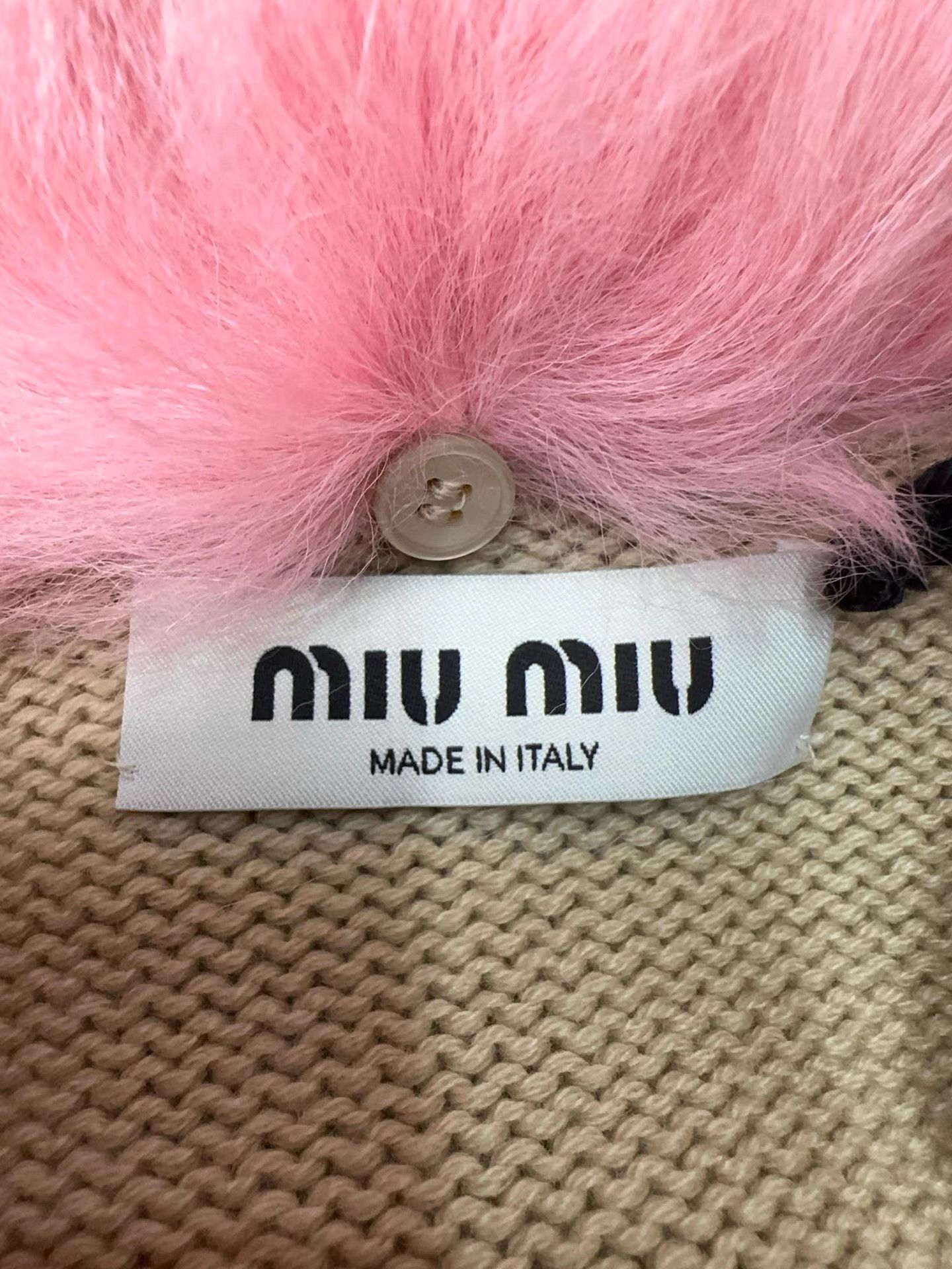 Miu Miu MiuMiu Pink Furry Collar Cardigan K2 Size XS / US 0-2 / IT 36-38 - 3 Thumbnail