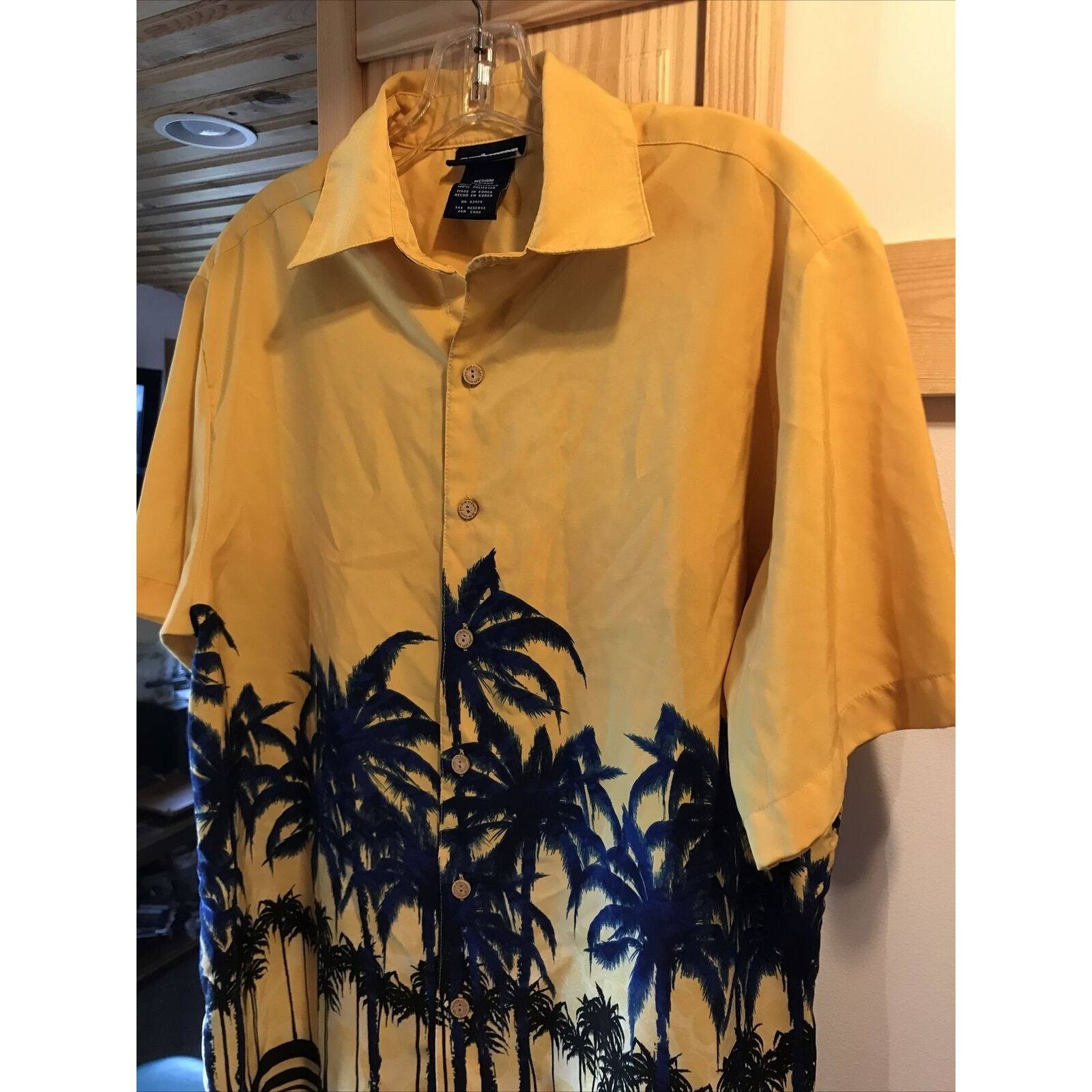 Other Extreme Gear Men's M Yellow Palm SS Polyester Hawaiian Shirt Size US M / EU 48-50 / 2 - 7 Thumbnail