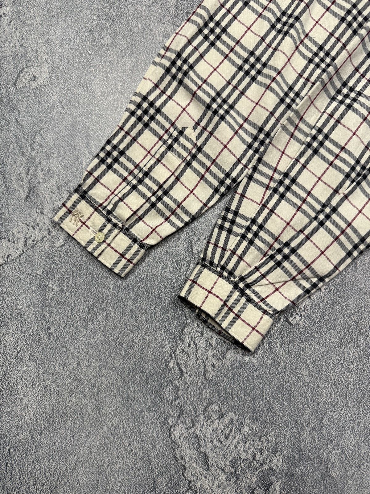 Burberry Vintage Burberry Monogram Cell Shirt Size US M / EU 48-50 / 2 - 6 Thumbnail