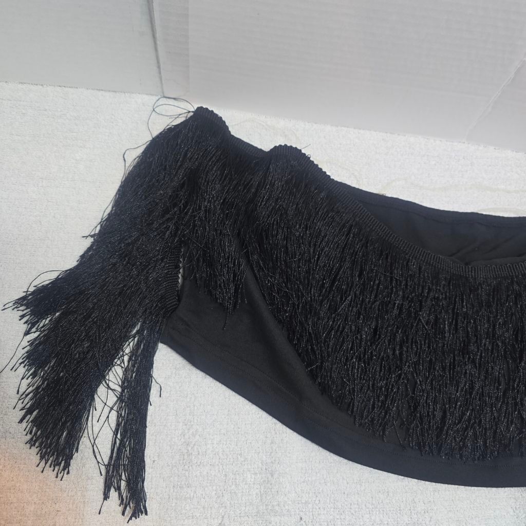Shein Women's SHEIN Black Fringe Off-Shoulder Crop Top XL Size XL / US 12-14 / IT 48-50 - 4 Thumbnail
