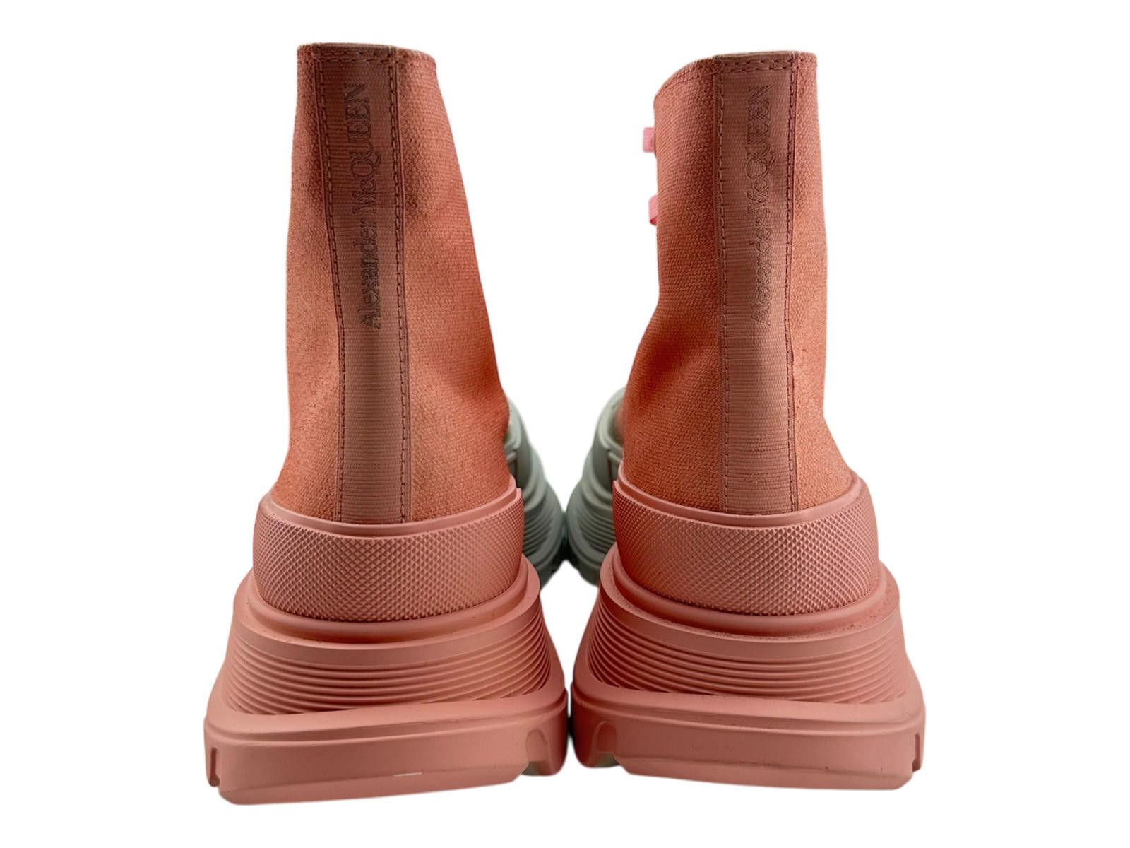 Alexander McQueen Alexander McQueen Tread Slick Boots Grey/Pink 39 Used Size US 9 / IT 39 - 4 Thumbnail