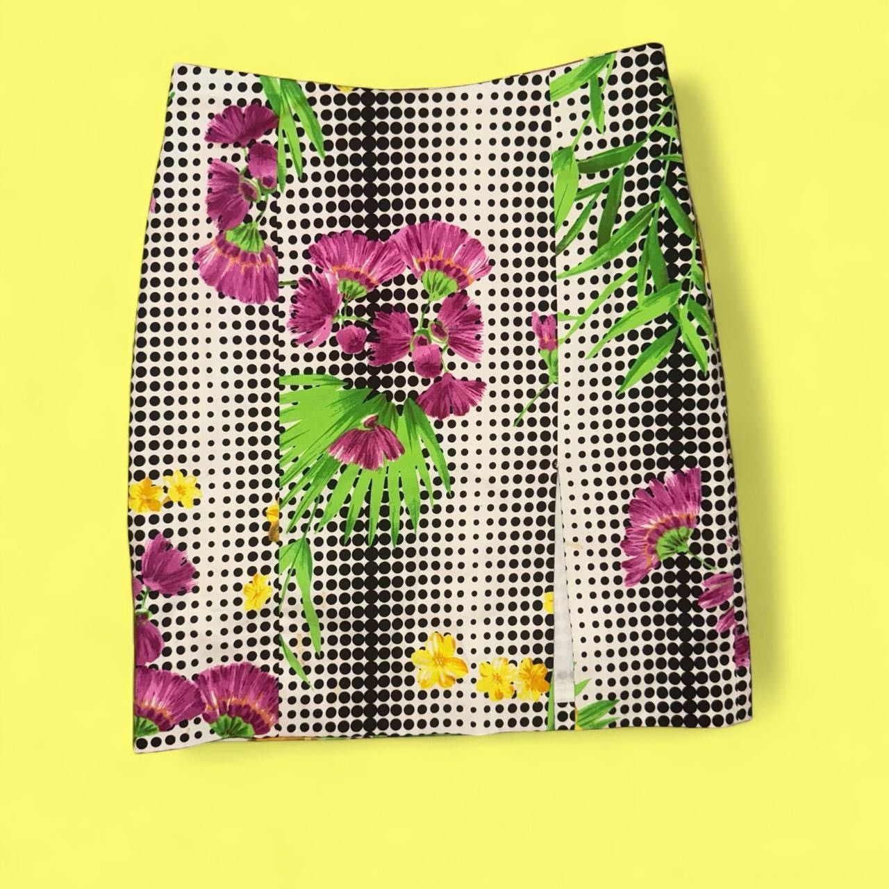 Versace Jeans Couture 2000s Versace Jeans Floral Mini Skirt Size 26" / US 2 / IT 38 - 1 Thumbnail