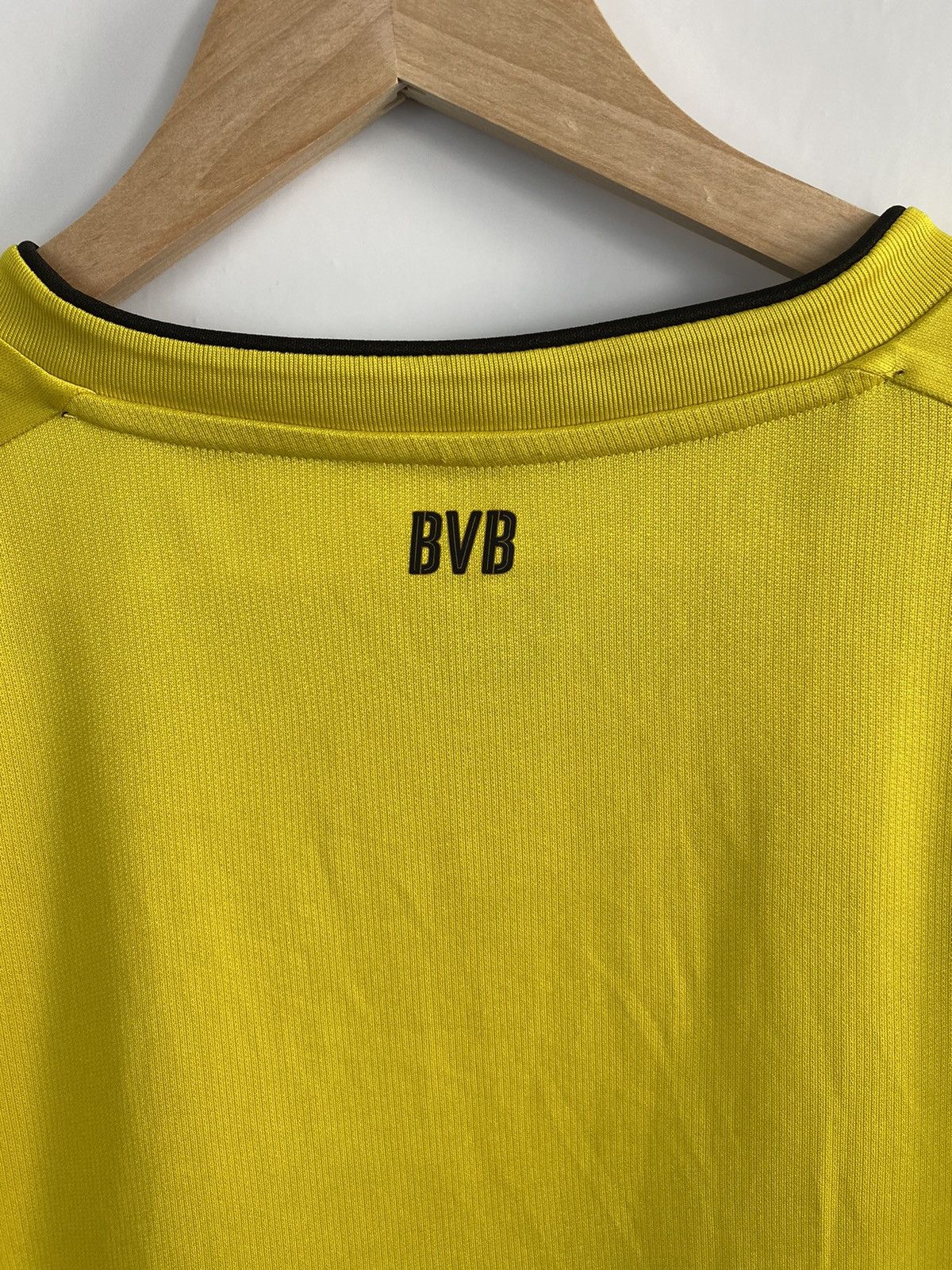 Puma 🇩🇪 Vintage Y2K Puma Borussia Dortmund BVB Soccer Jersey Size US XXL / EU 58 / 5 - 12 Thumbnail