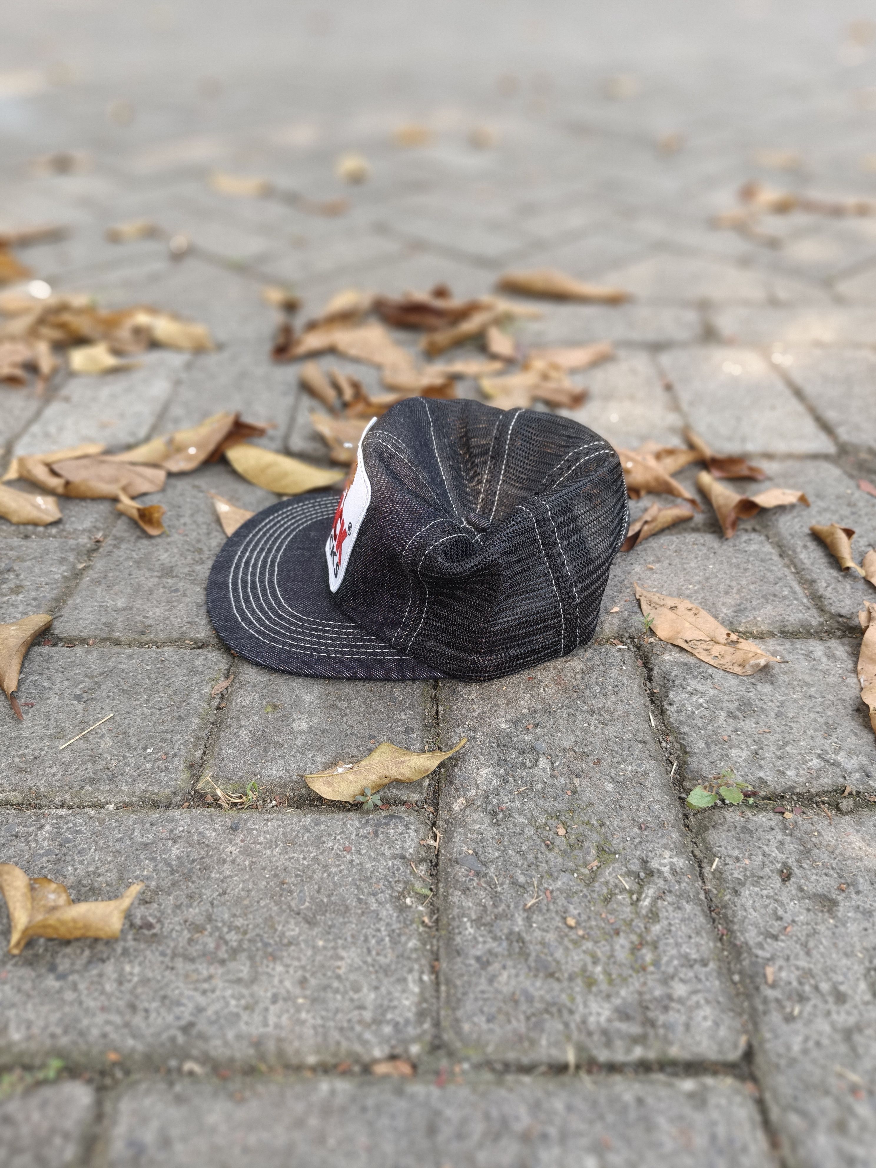 Other VTG Mack Trucks Denim Trucker hat Size ONE SIZE - 3 Thumbnail