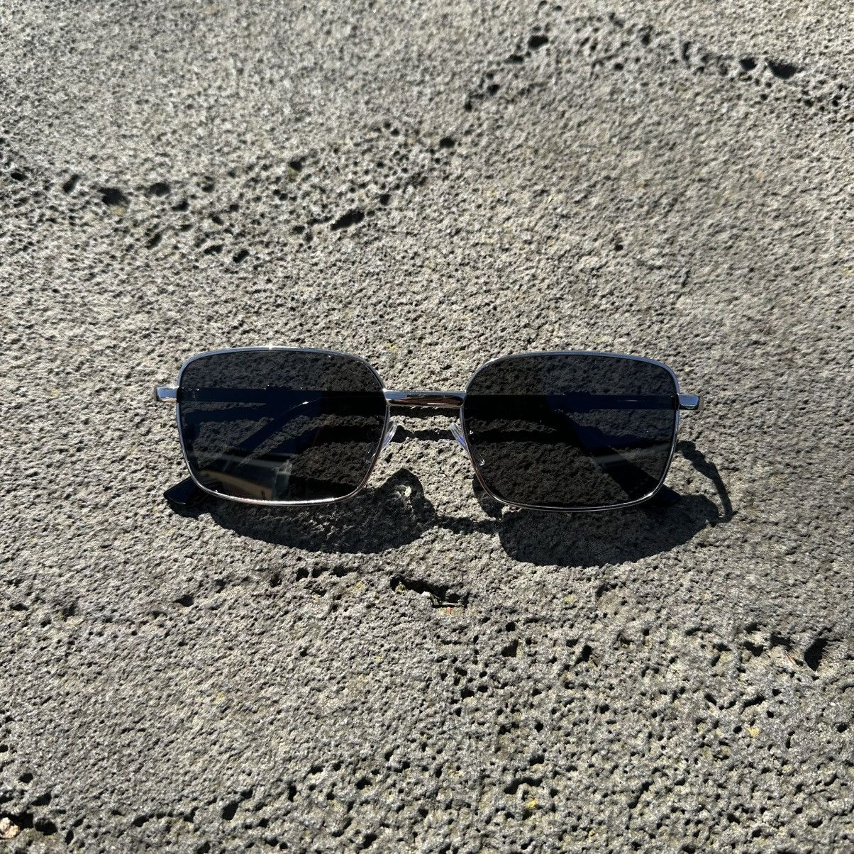 Other SUNGLASSES BRAND NEW CLASSIC RETRO VINTAGE QZ1231-052-01 Size ONE SIZE - 1 Thumbnail