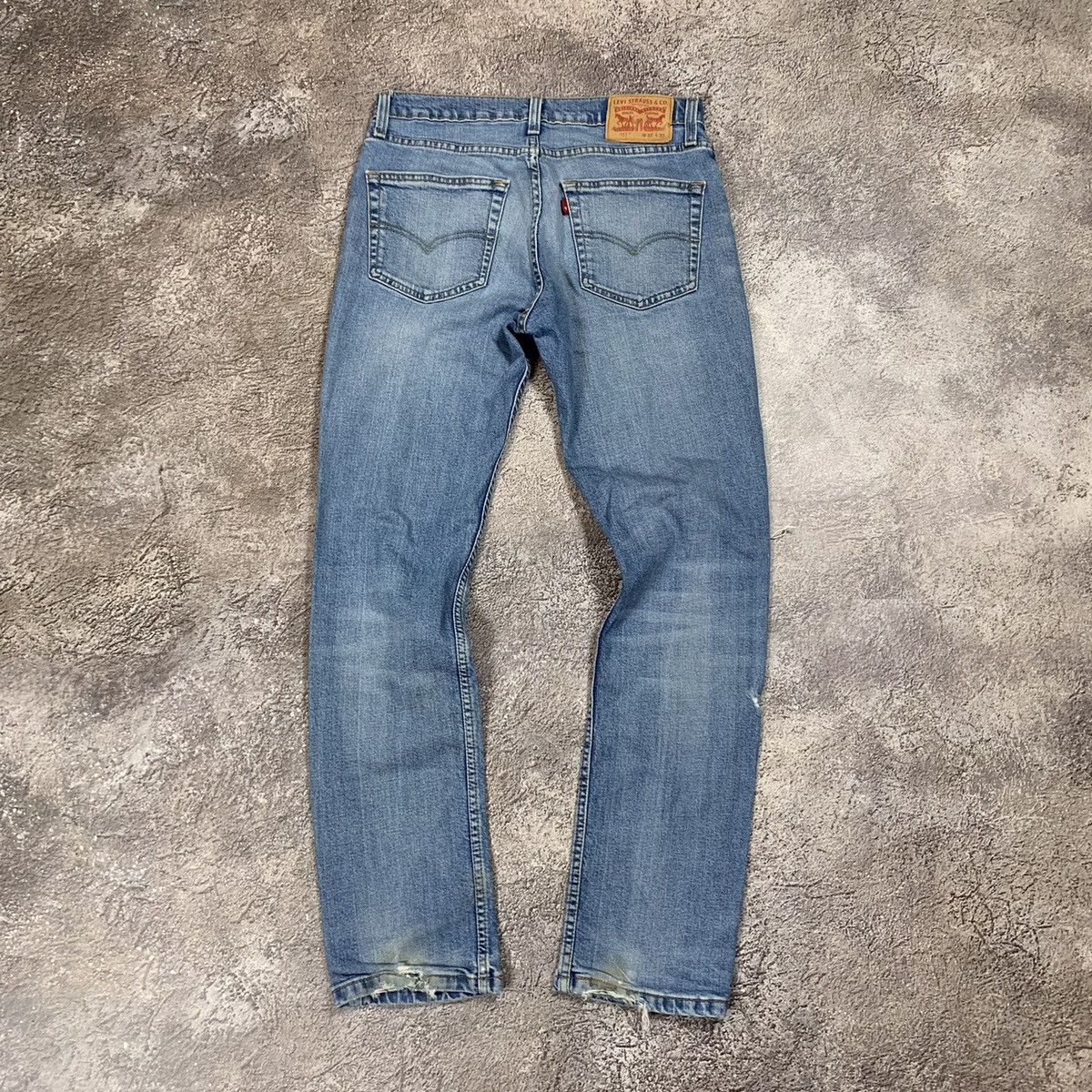 Vintage Vintage 90s Levis Faded Distressed Jeans Grunge Skate 32 Size US 32 / EU 48 - 1 Thumbnail
