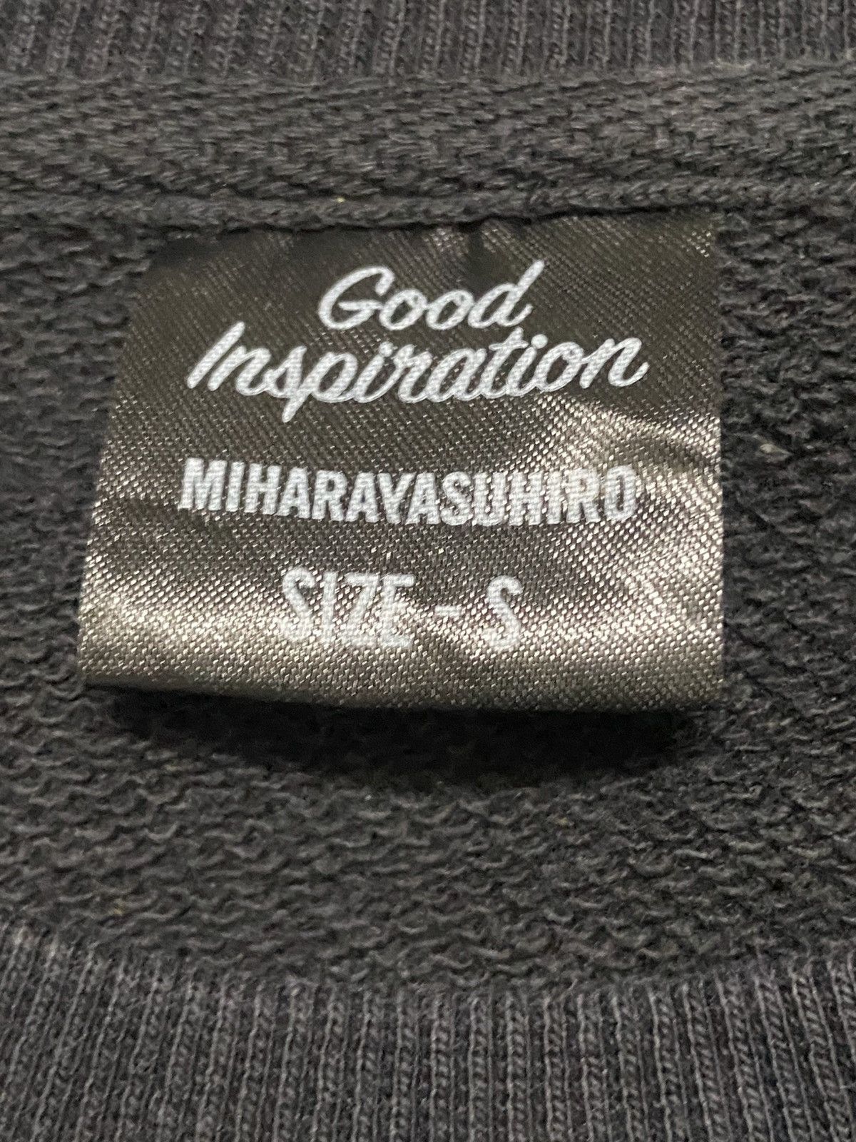 GU × Maison MIHARA YASUHIRO Miharayasuhiro Good Inspiration Crewneck Sweatshirt Size US S / EU 44-46 / 1 - 5 Thumbnail