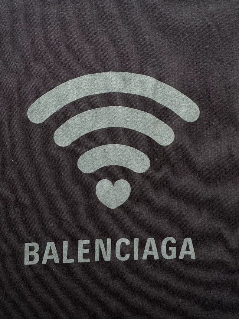 Balenciaga Balenciaga Black heart WiFi signal short sleeve Size US L / EU 52-54 / 3 - 5 Thumbnail