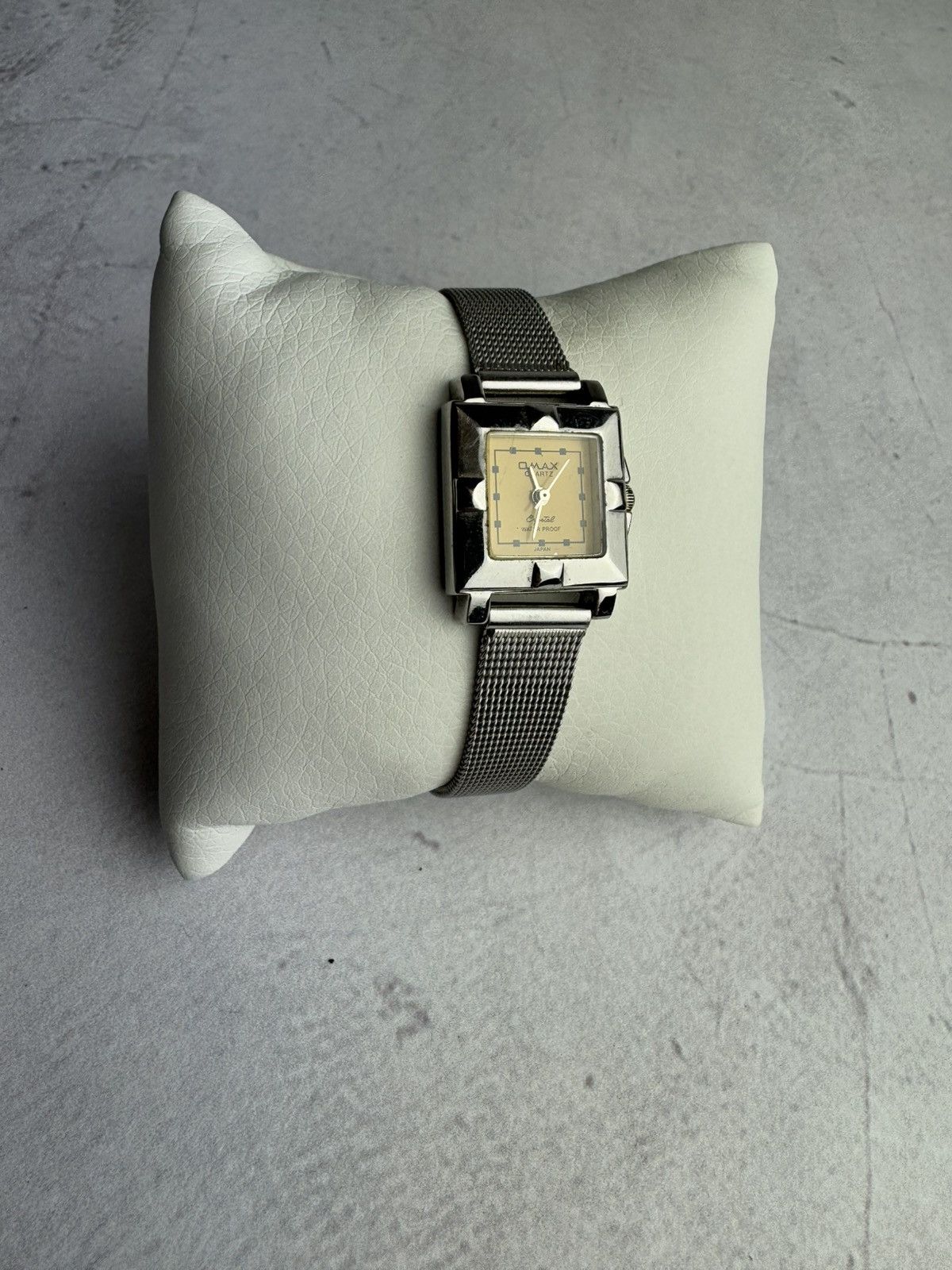 Japanese Brand × Vintage Omax Japanese Style Watch Vintage Size ONE SIZE - 1 Thumbnail