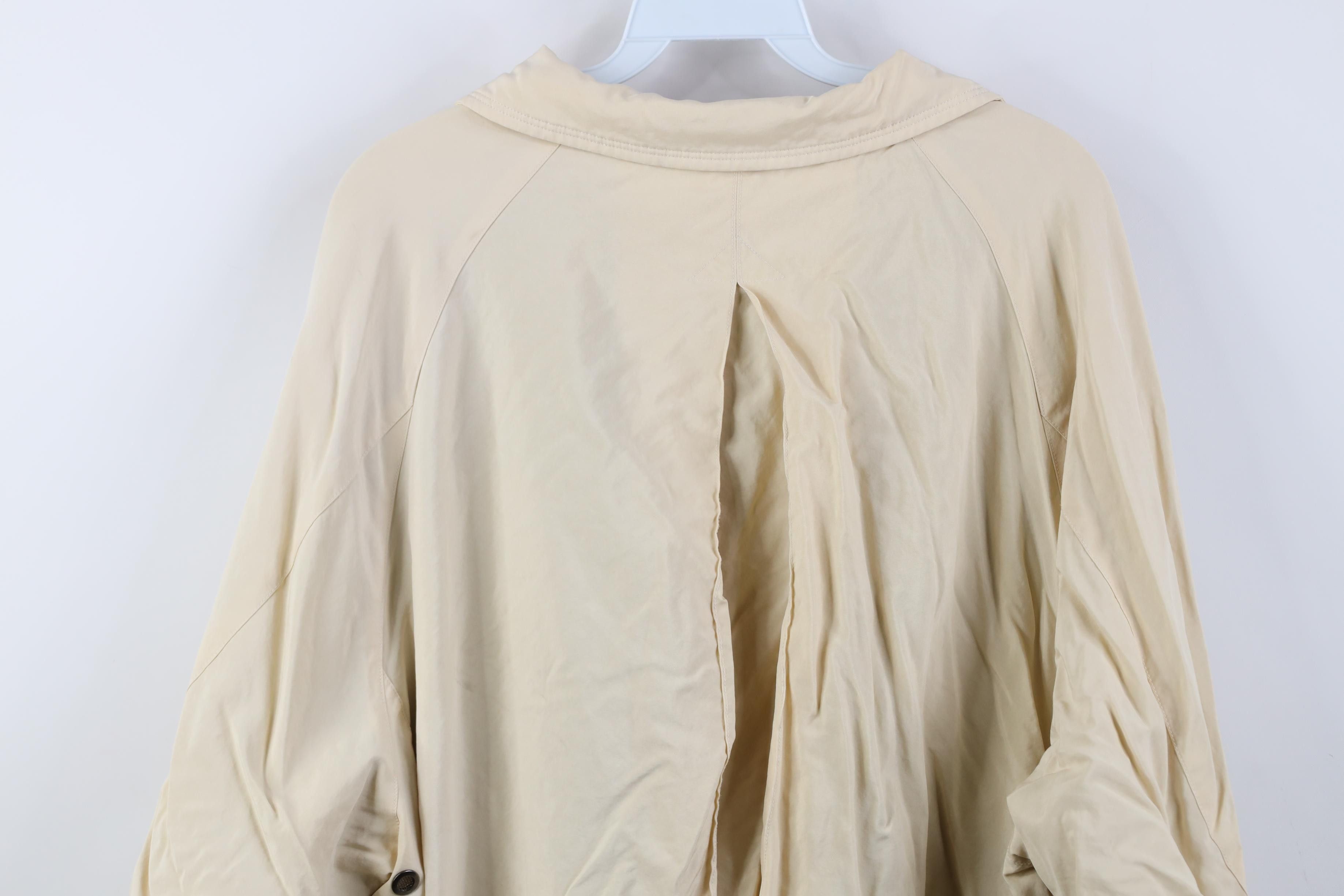 Vintage Vintage Bugatchi Uomo Resistant Silk Pebble Bomber Jacket Size US XL / EU 56 / 4 - 20 Thumbnail