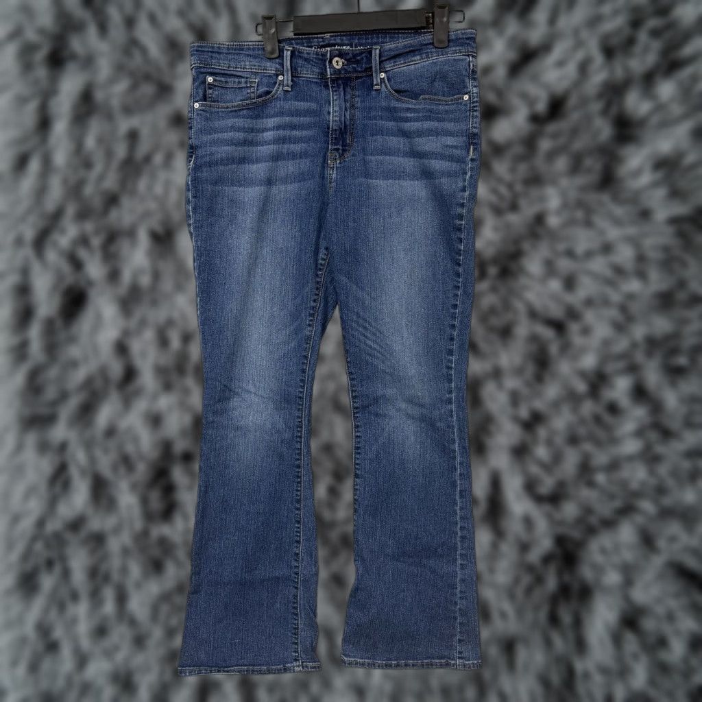 Vintage Signature Levi's Modern Bootcut Jeans Womens 10S Bootcut Denim Blue Medium 30x27 5-Pocket Stretch Jeans Womens Size 32" / US 10 / IT 46 - 1 Thumbnail