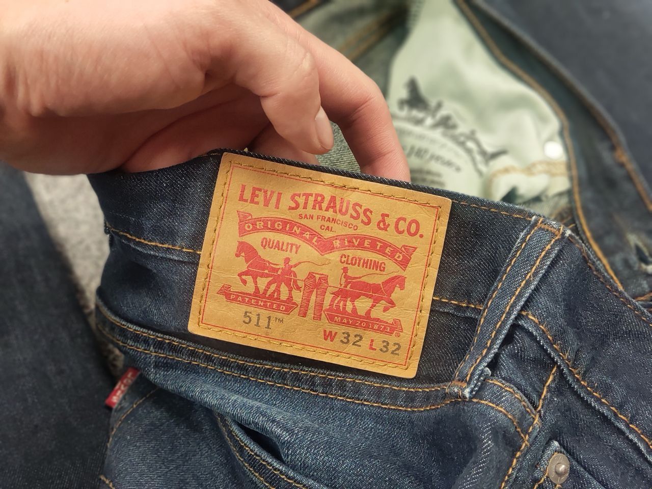 Levi's Levis 511 Faded Denim dark wash Slim Fit jeans Vintage Style Size US 32 / EU 48 - 8 Thumbnail