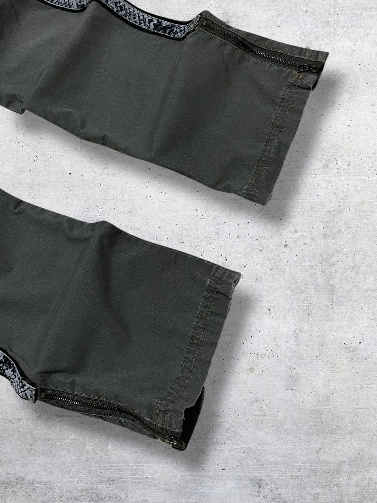 Japanese Brand ICON 1990S JAPAN DESIGNERI BUSHPANT SNAKE SIDETAPE LGB PANT Size US 30 / EU 46 - 6 Thumbnail