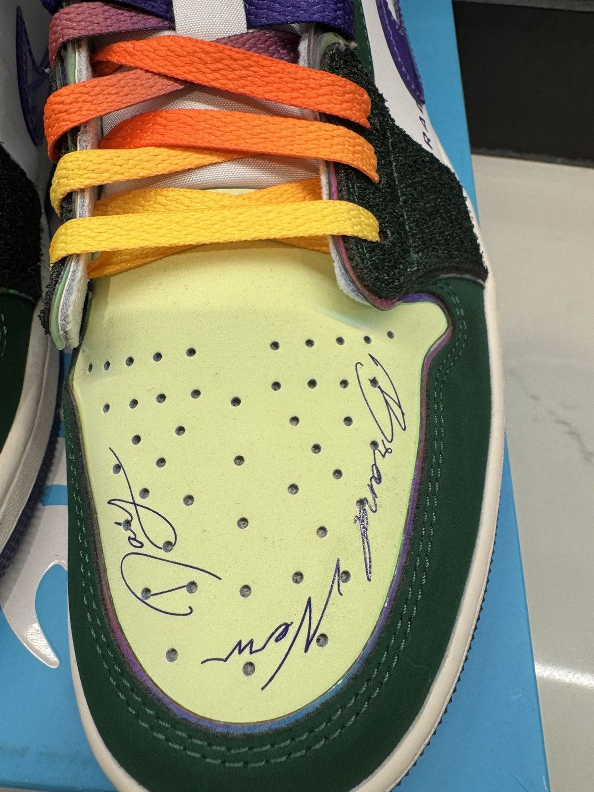 Jordan Brand Air Jordan 1 Low OG “Doernbecher 2023” – Size 13 Size US 13 / EU 46 - 16 Thumbnail