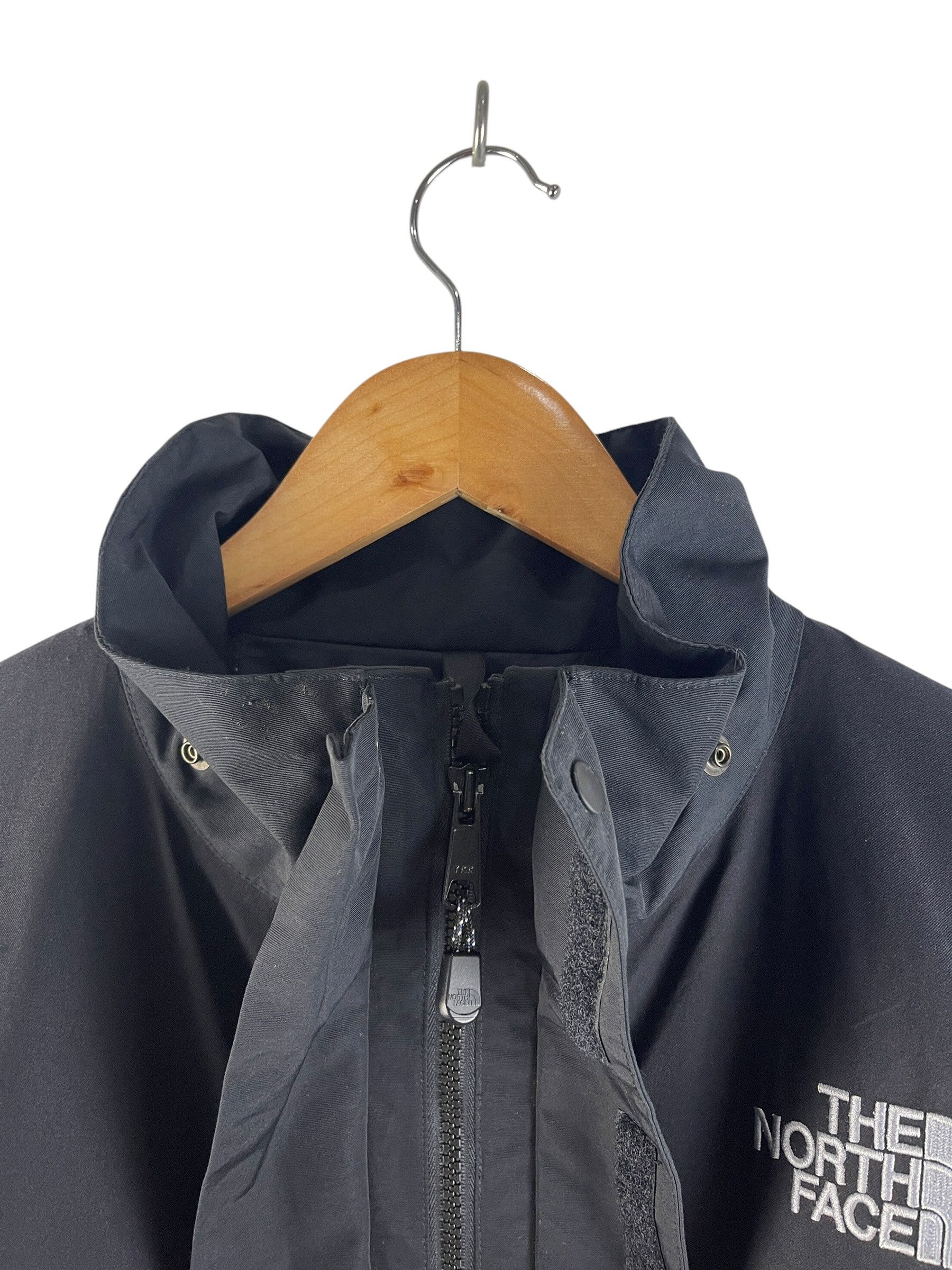 The North Face Vintage The North Face Gore-Tex Shell Jacket Black Pit Zip Size US M / EU 48-50 / 2 - 13 Thumbnail