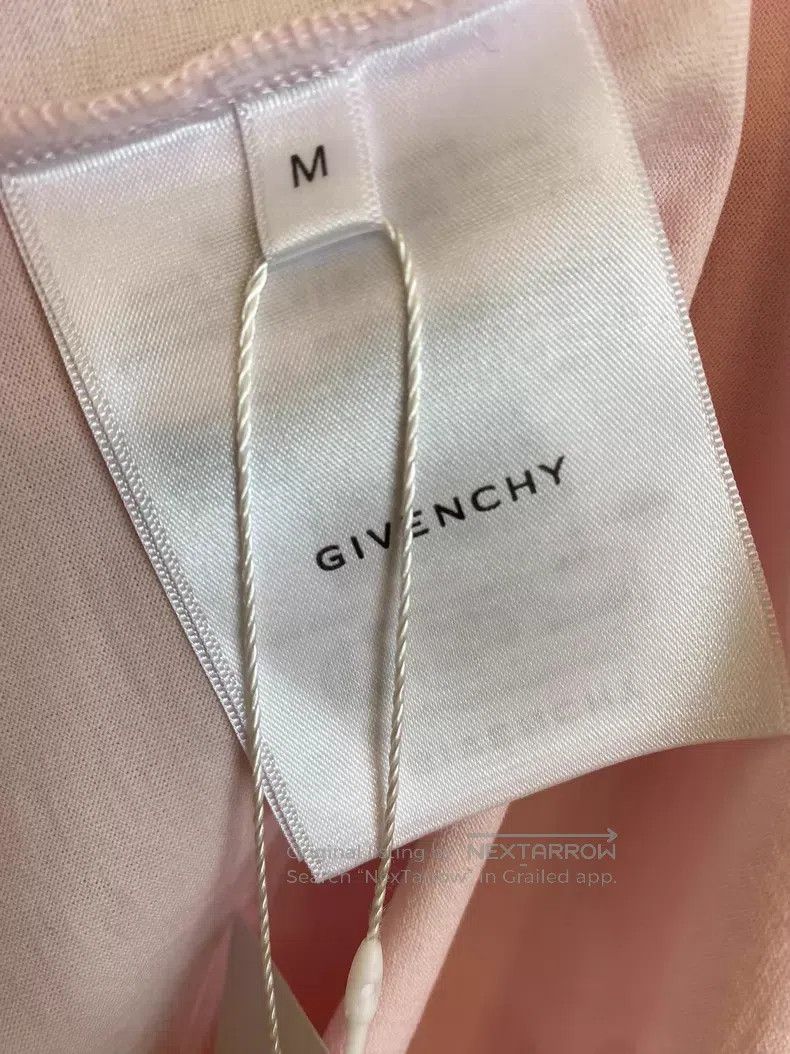 Givenchy Givenchy Pink Letter Logo Short Sleeve T-Shirt Size US M / EU 48-50 / 2 - 7 Thumbnail