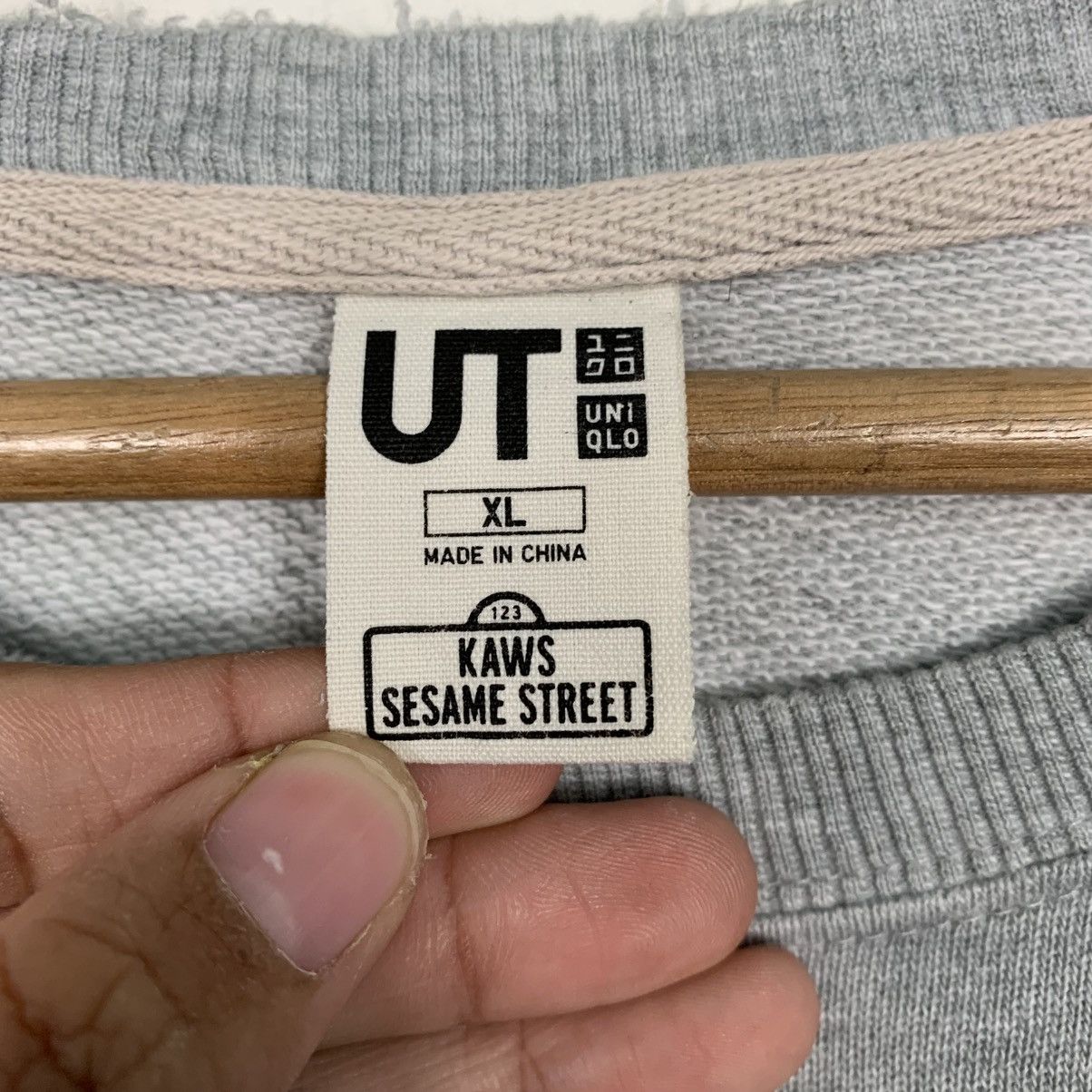 Kaws × Uniqlo Uniqlo Kaws Sesame Street Crewneck Sweatshirt Size US XL / EU 56 / 4 - 10 Thumbnail