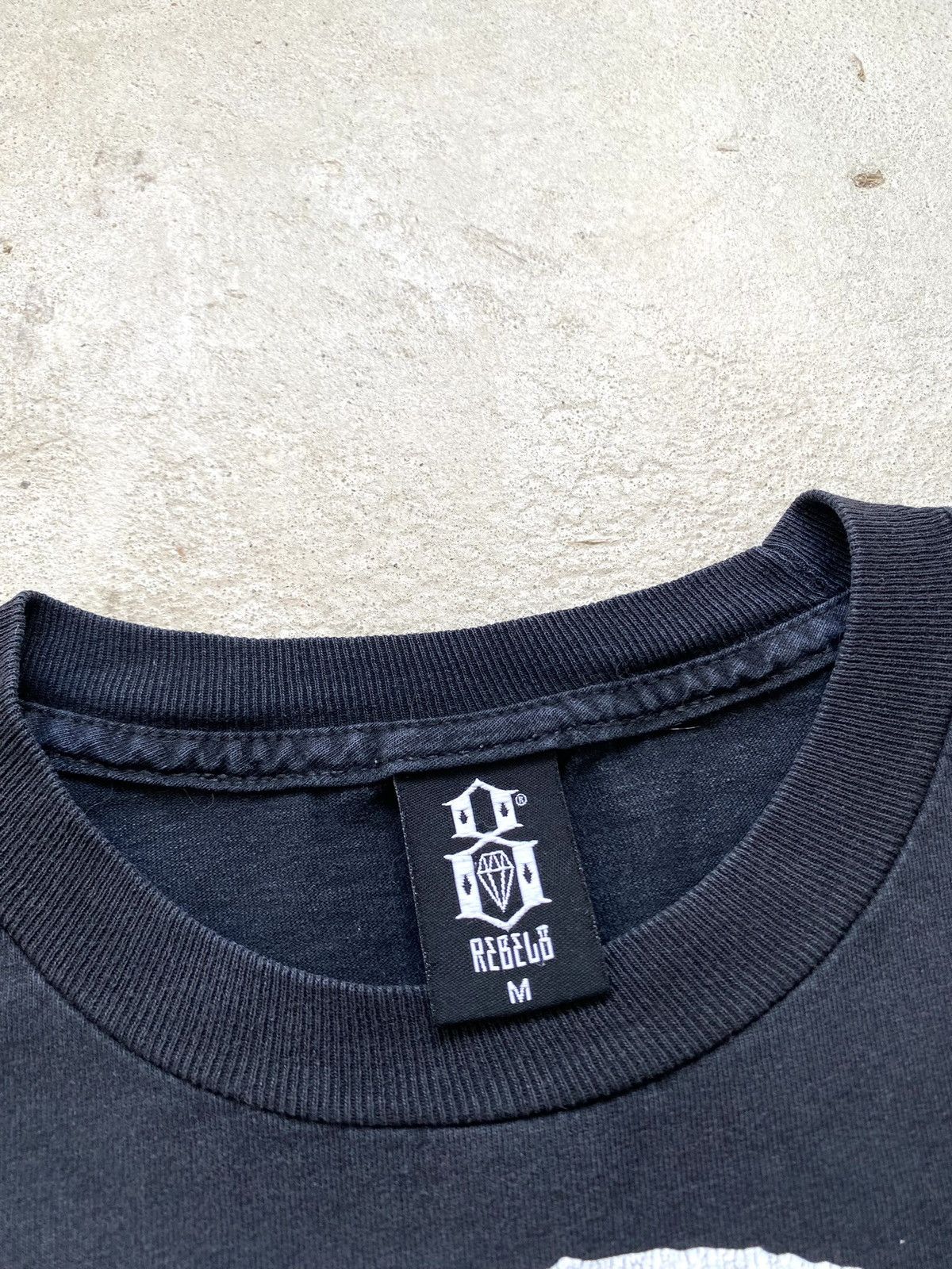 Japanese Brand Vintage Rebel8 Archive T Shirt Streetwear Y2K Size US M / EU 48-50 / 2 - 6 Thumbnail