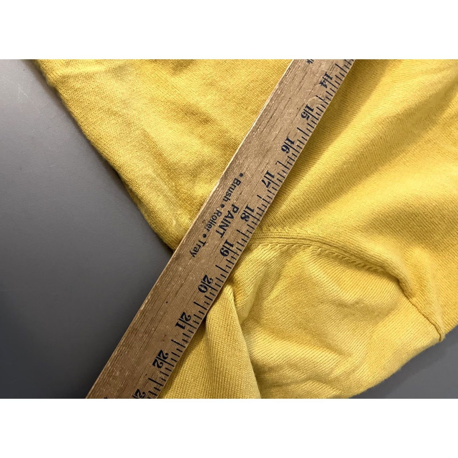 Brooks Brothers Brooks Brothers "346" Sweater Mens Medium Yellow Merino Wool Blend V-Neck Size US M / EU 48-50 / 2 - 5 Thumbnail