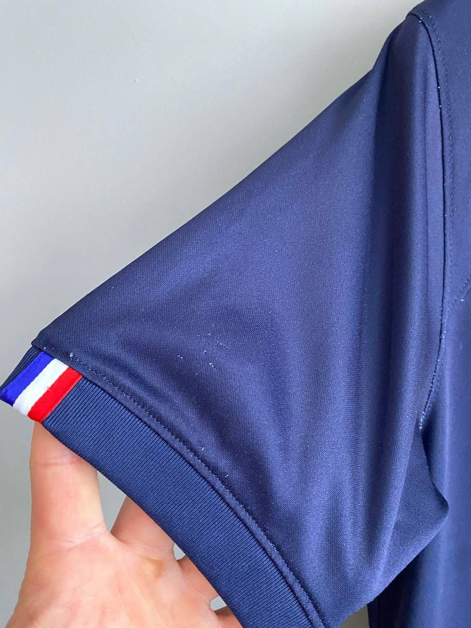Nike PSG Paris Saint Germain 2022/23 Home Soccer Jersey, Size M Size US M / EU 48-50 / 2 - 12 Thumbnail