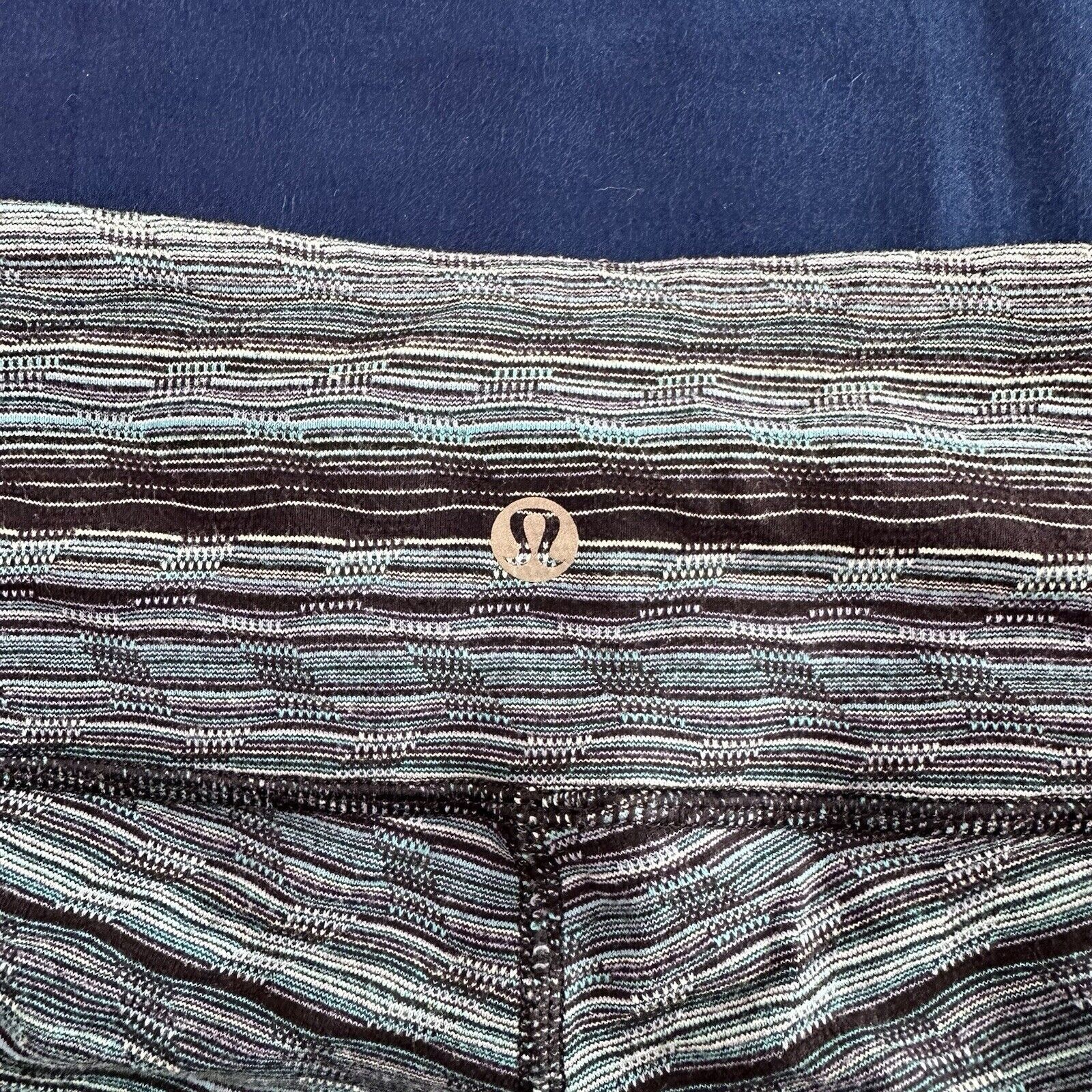Lululemon lululemon wunder under leggings 6 Blue Green Yoga Pants Size 28" / US 6 / IT 42 - 4 Thumbnail