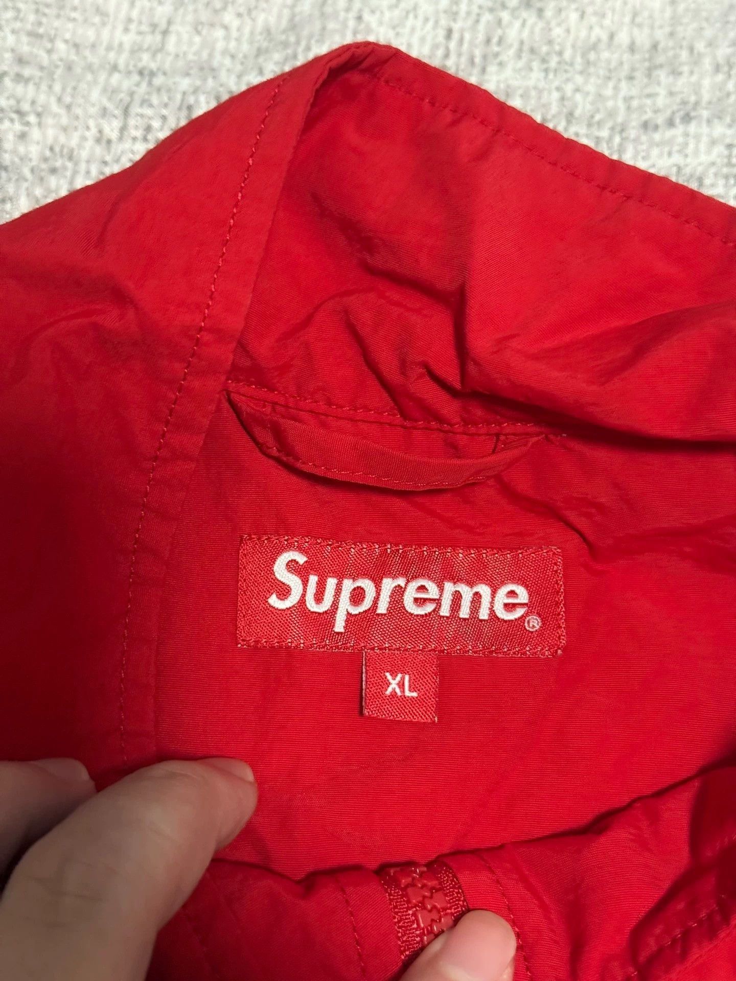 Supreme Red Colorblock Light Jacket XL Size US XL / EU 56 / 4 - 3 Thumbnail