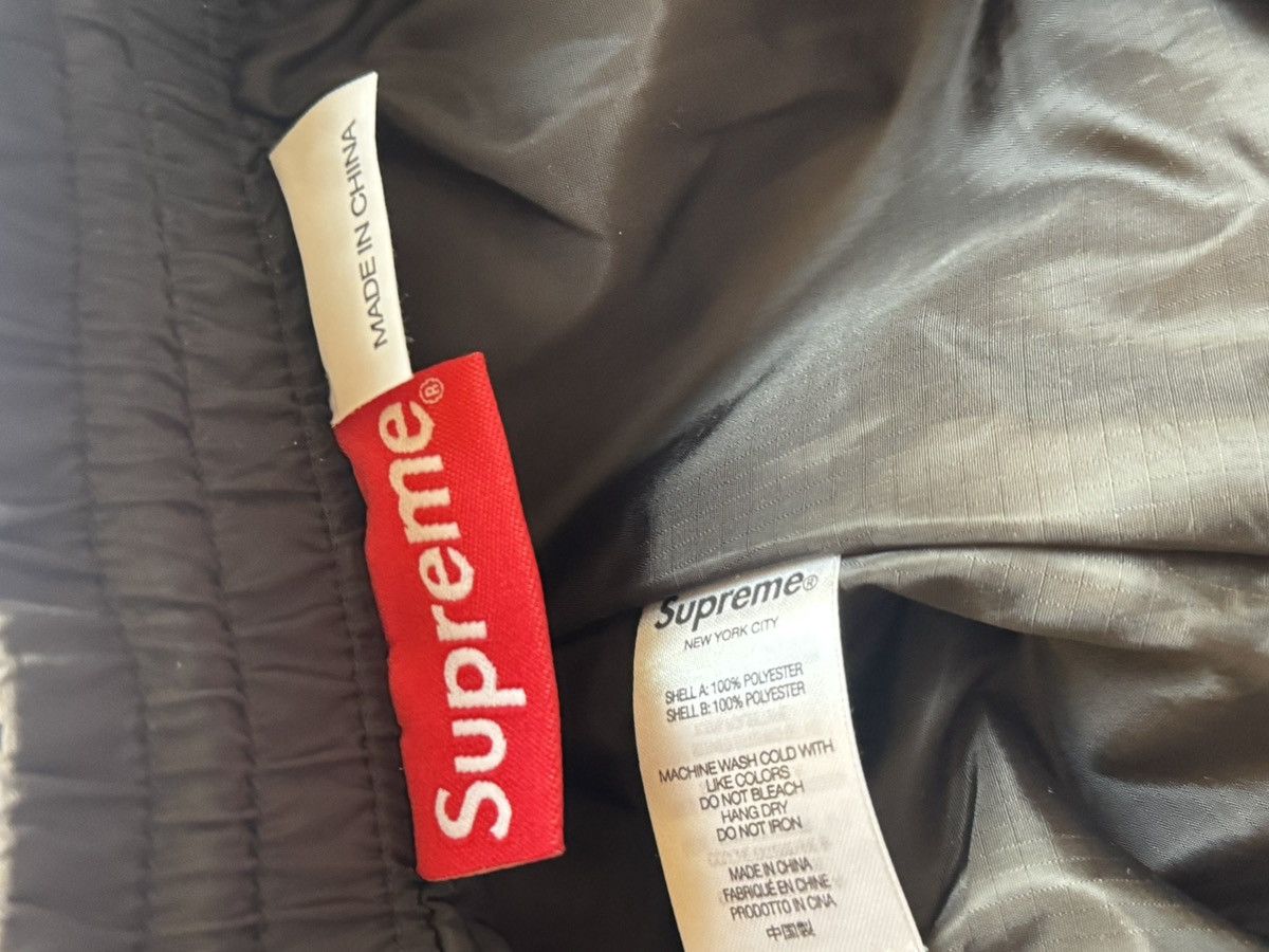 Supreme Supreme X Celtic Knot RARE PIECE Size US 30 / EU 46 - 7 Thumbnail