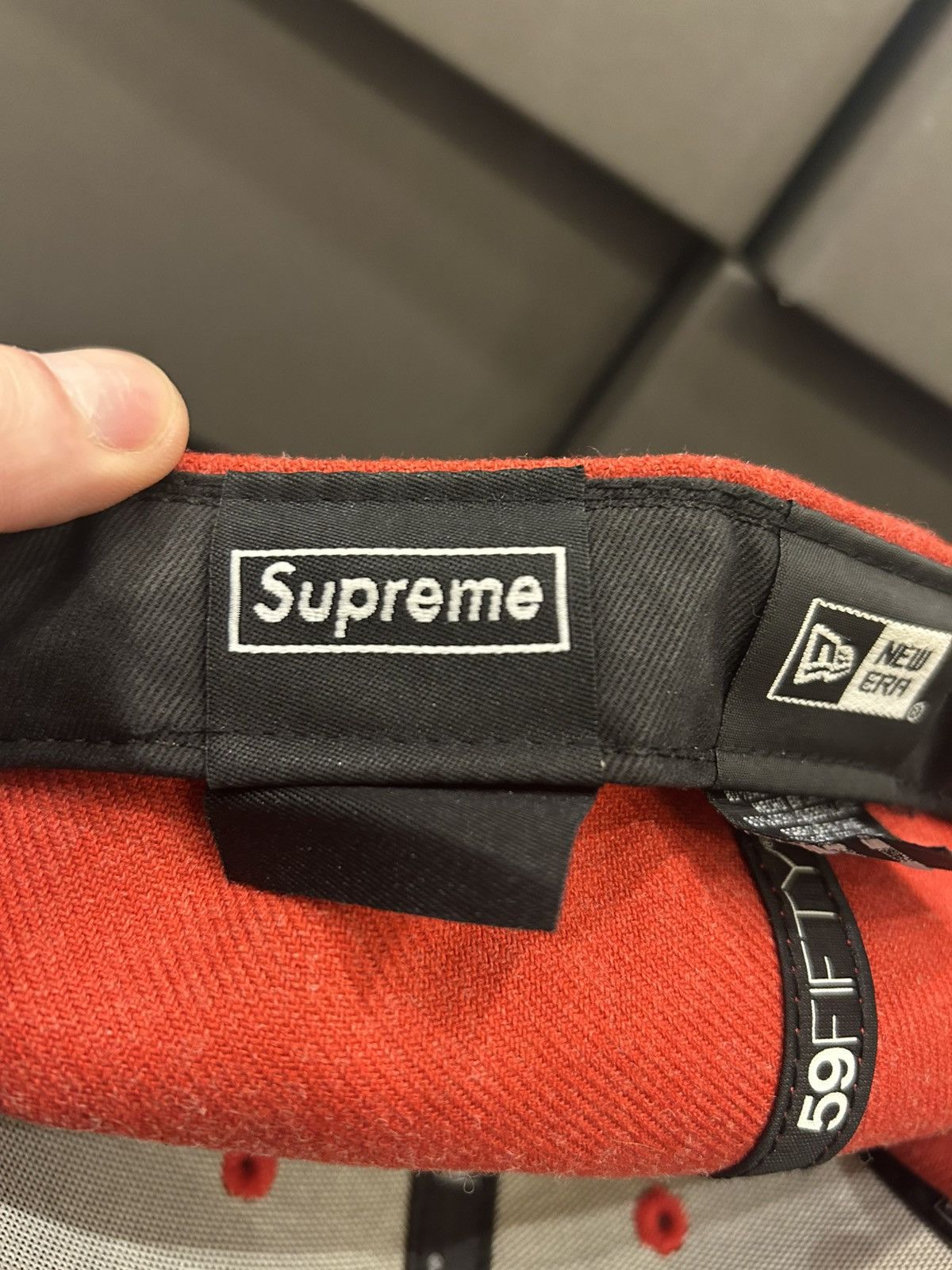 New Era × Supreme Supreme X New Era World Famous 1994 Fitted Hat Size ONE SIZE - 6 Thumbnail