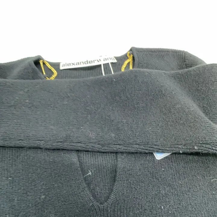 Alexander Wang Alexander Wang Long Sleeve V-Neck Cropped Sweater - Size XS / US 0-2 / IT 36-38 - 6 Thumbnail