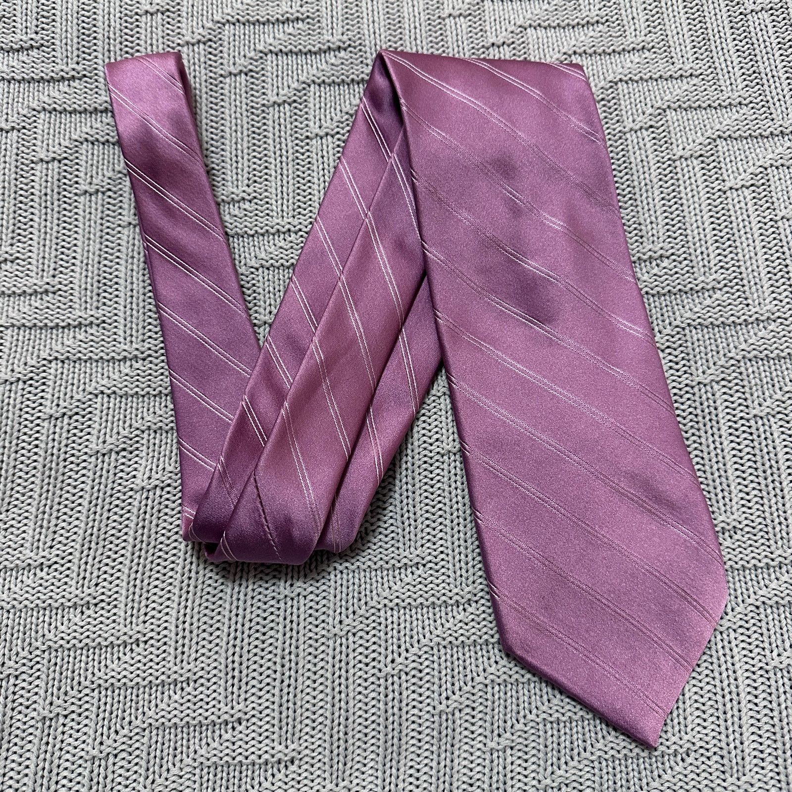 Ike Behar Ike Behar pink monotone striped silk tie Size ONE SIZE - 1 Thumbnail
