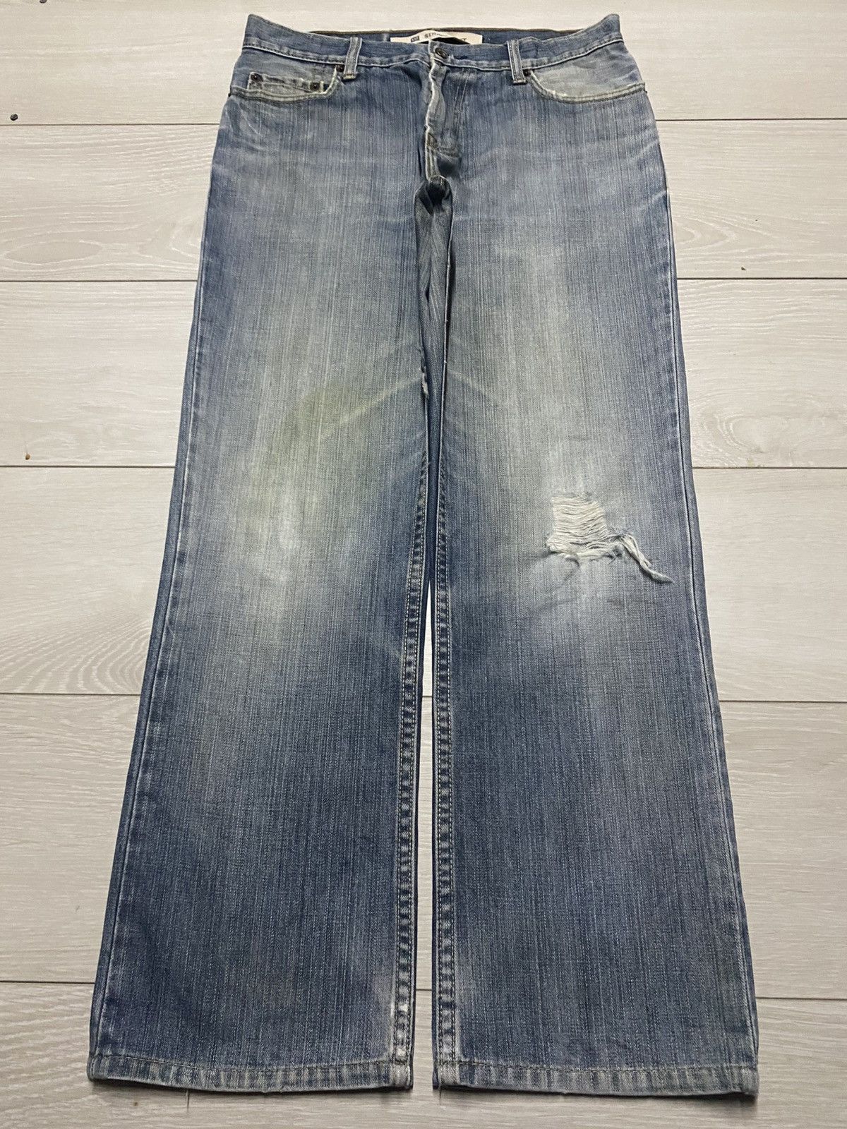 Gap Vintage Gap Denim Faded Wash Distressed Loose Jeans Size US 30 / EU 46 - 1 Thumbnail