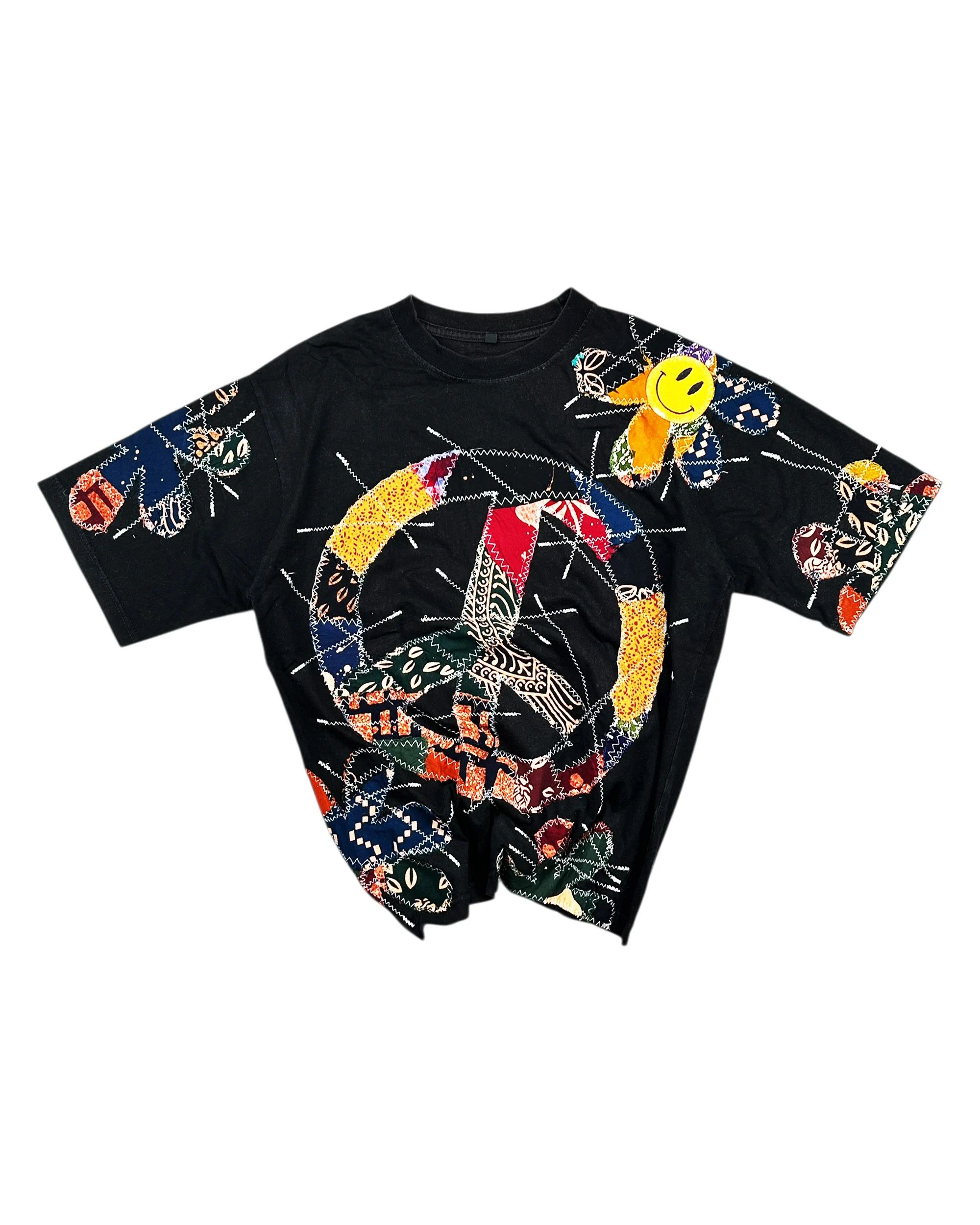Japanese Brand Re-worked 1 of 1 Peace Bloom Batik Patchworks T-shirt Size M Size US M / EU 48-50 / 2 - 6 Thumbnail