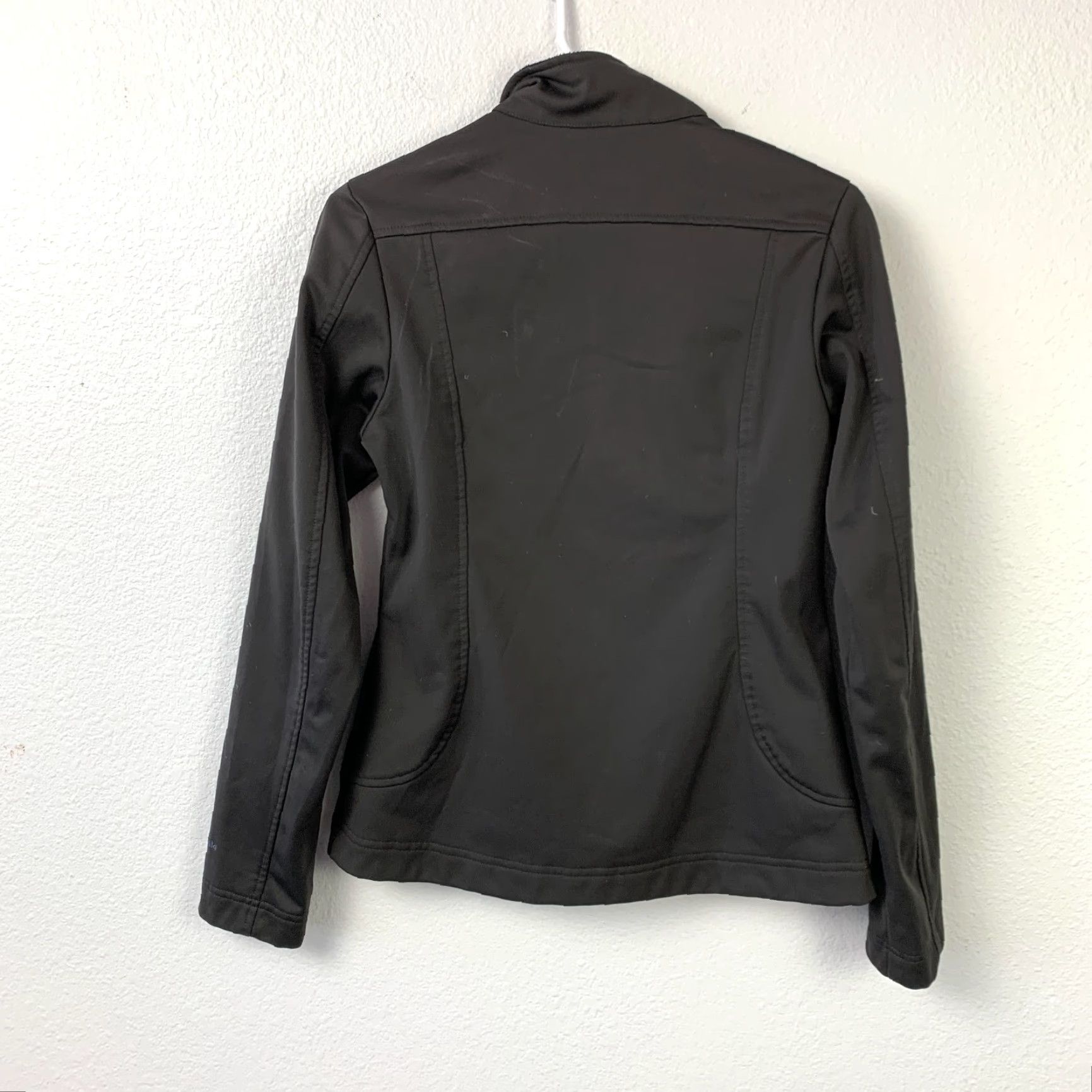 Patagonia Patagonia Jacket Womens Small 28195 Kiwa Black Solid Softshell Jacket Coat Outdoor Casual Autumn Winter 0 Size S / US 4 / IT 40 - 5 Thumbnail