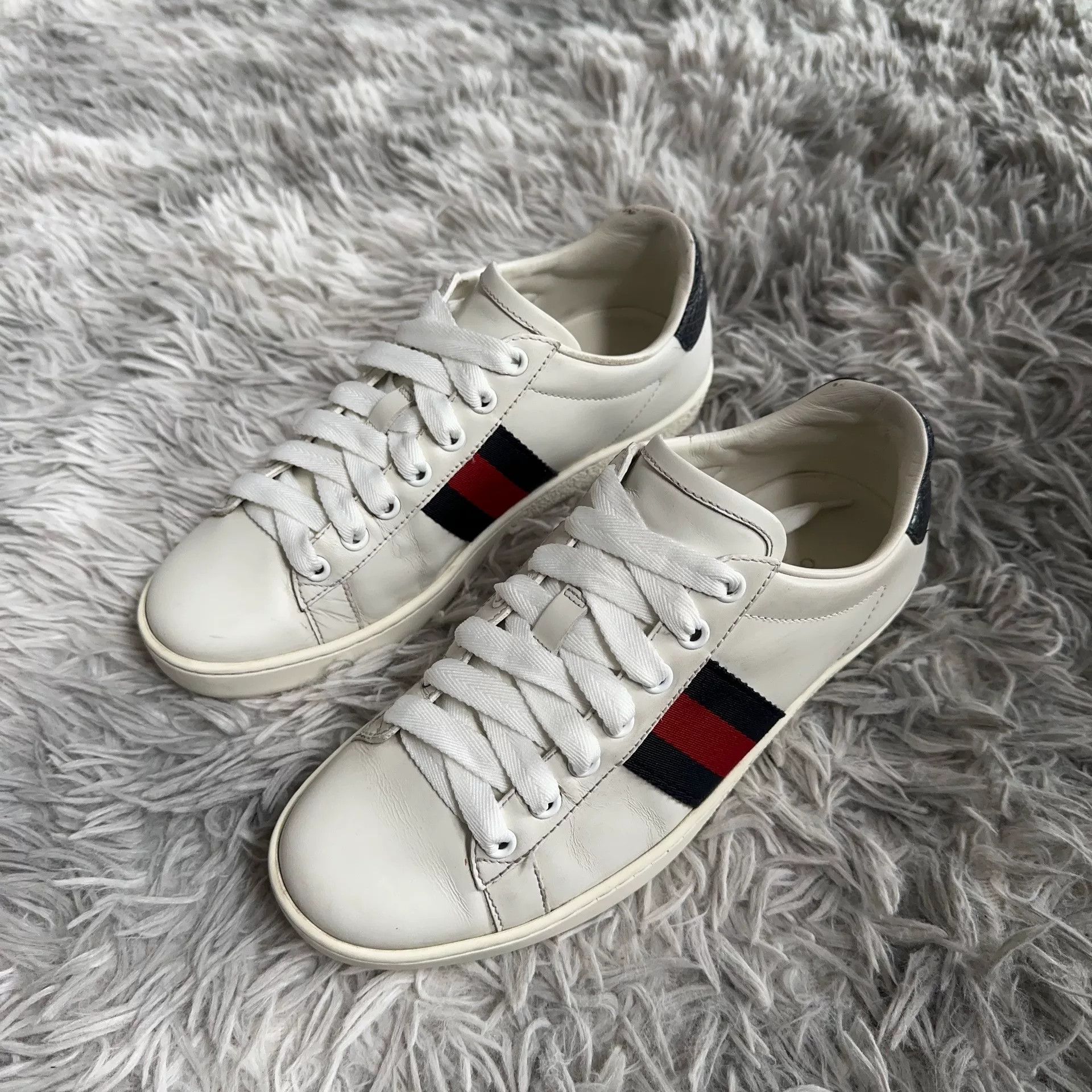 Gucci Gucci Casual Striped Lowtop Sneakers 36 Women Size US 6 / IT 36 - 1 Thumbnail